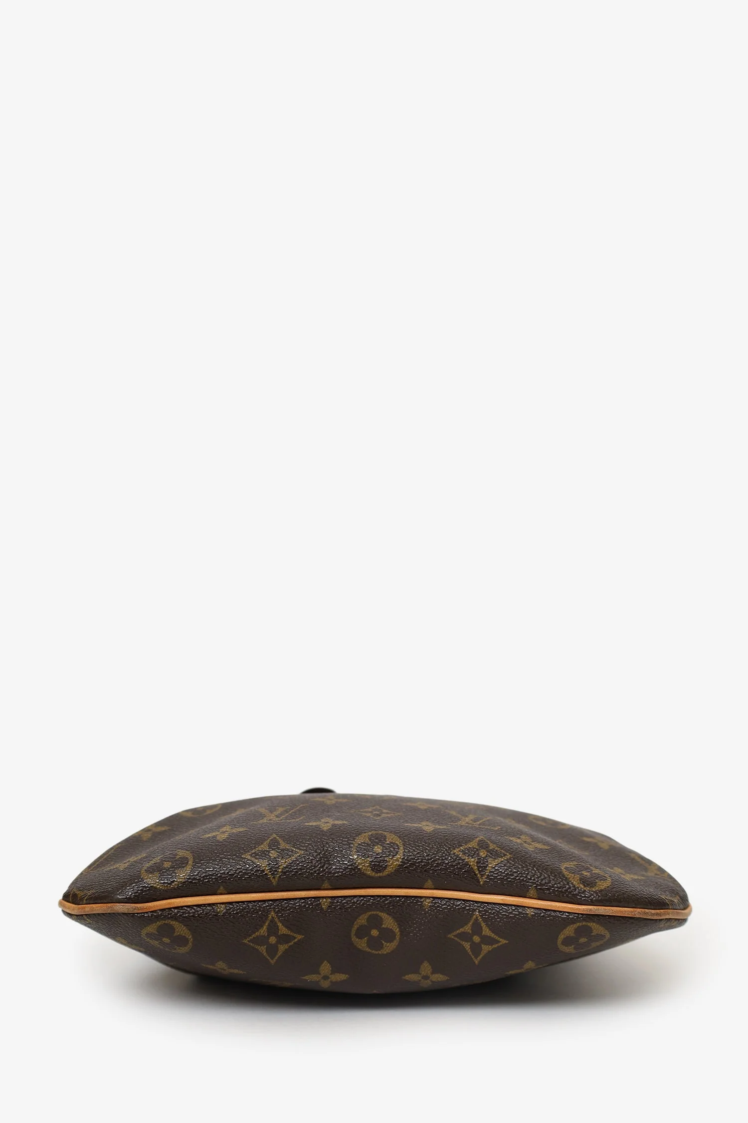 Louis Vuitton 2005 Monogram Bosphore Pochette Crossbody - Image 5