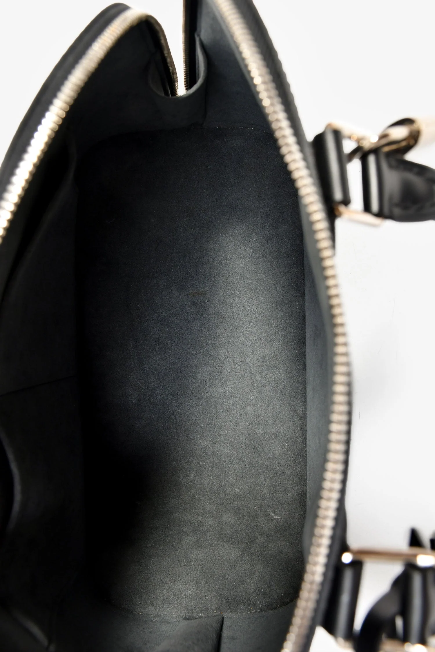 Louis Vuitton 2012 Black Epi Leather Alma PM Top Handle - Image 6