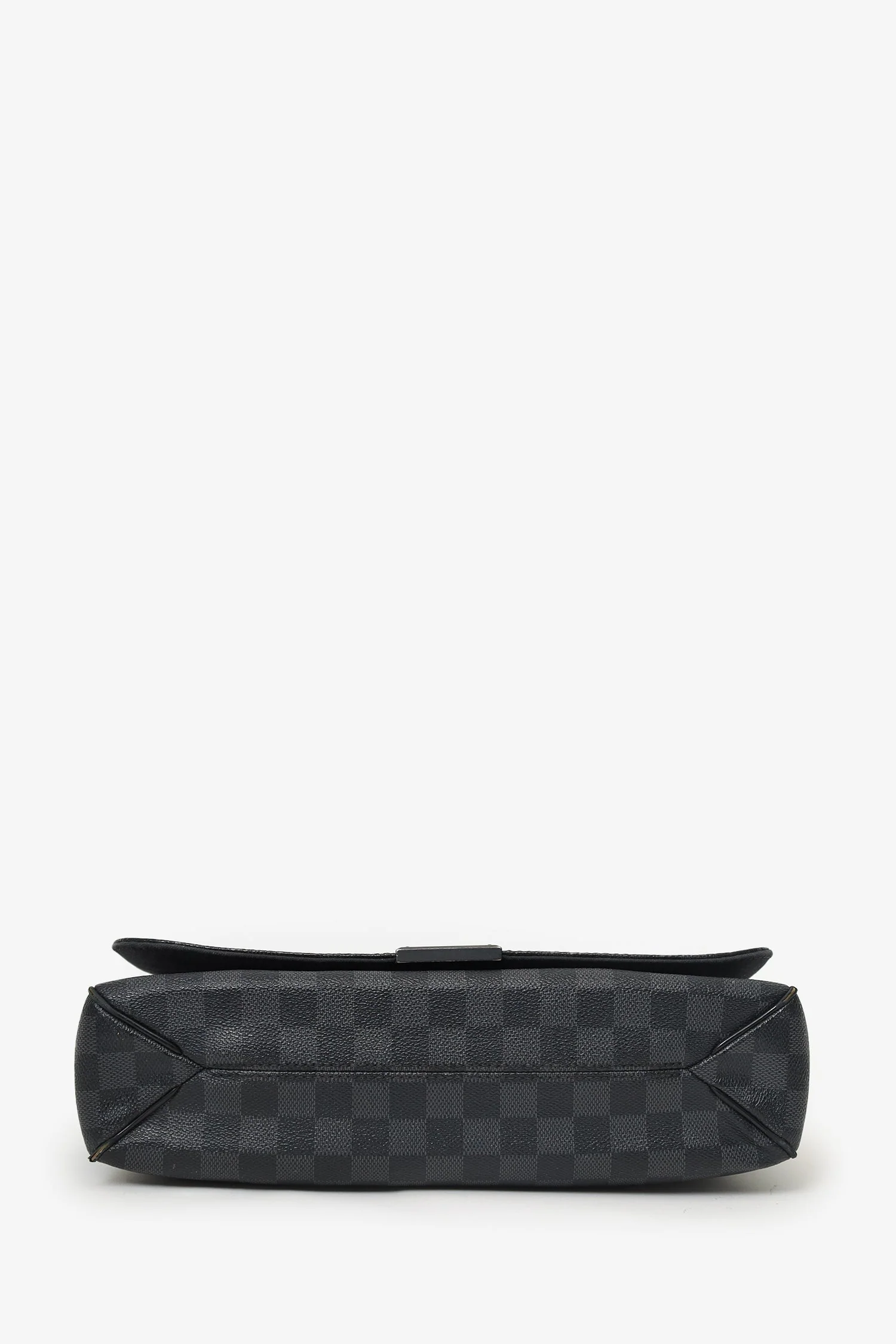 Louis Vuitton 2013 Damier Graphite Daniel MM Messenger Bag - Image 6
