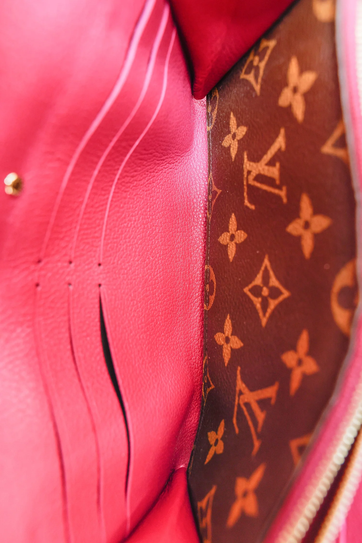 Louis Vuitton 2016 Brown/Pink LV Monogram Pallas Wallet - Image 6
