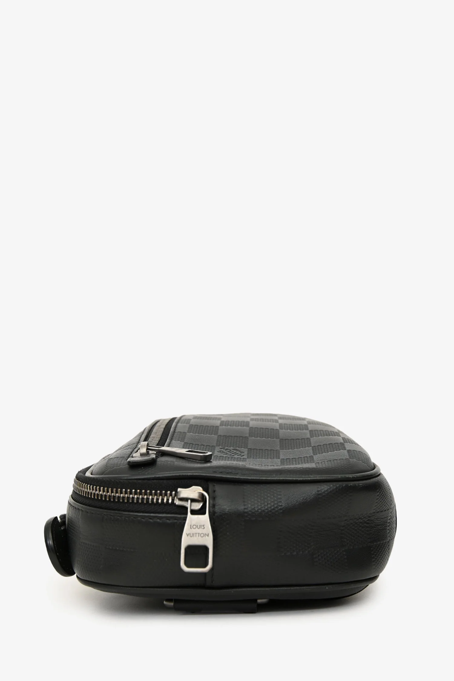 Louis Vuitton 2016 Damier Infini Leather Ambler Bum Bag - Image 3