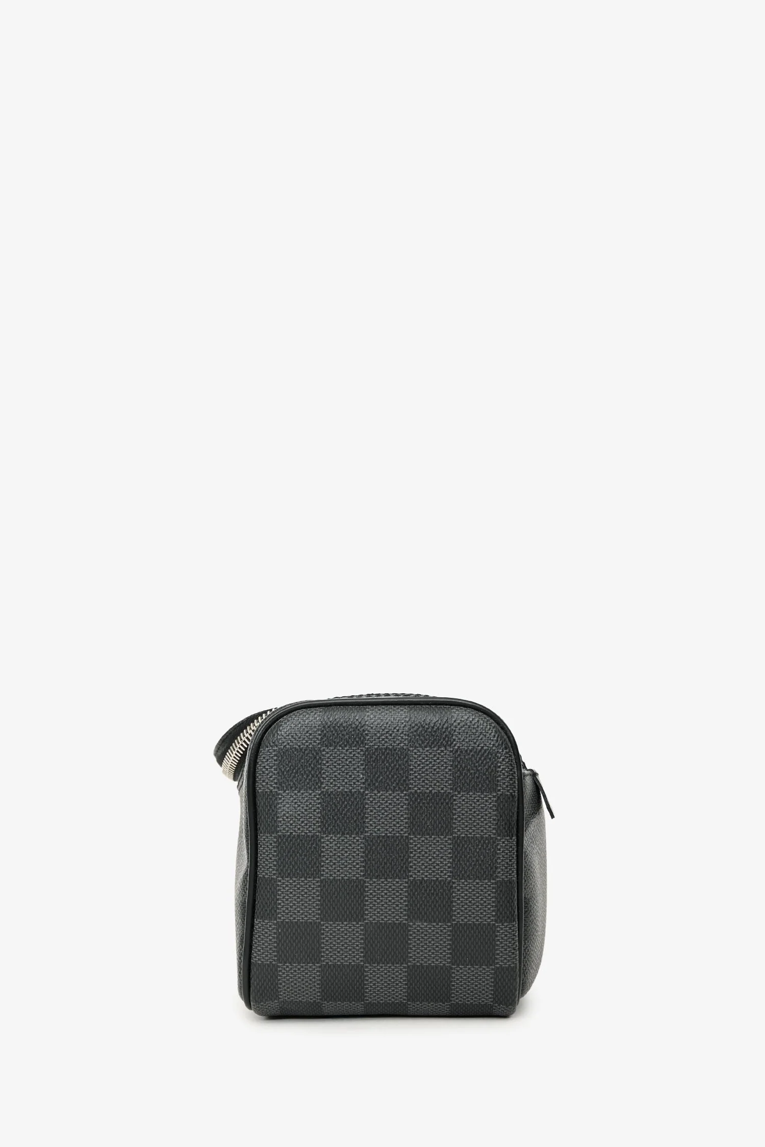 Louis Vuitton 2018 Black Damier Graphite Toiletry Cosmetic Pouch - Image 4