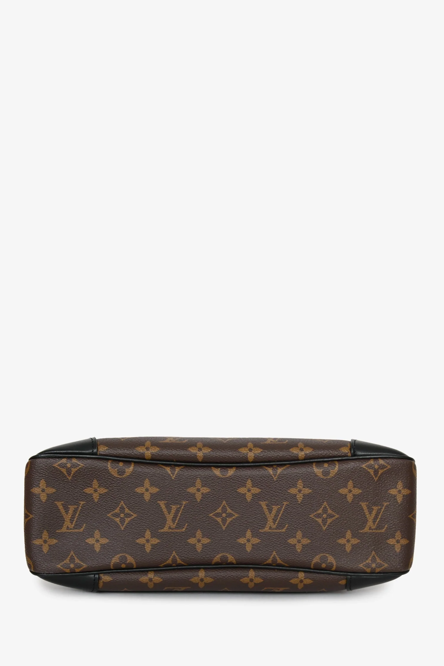 Louis Vuitton 2021 Monogram Odeon MM - Image 5
