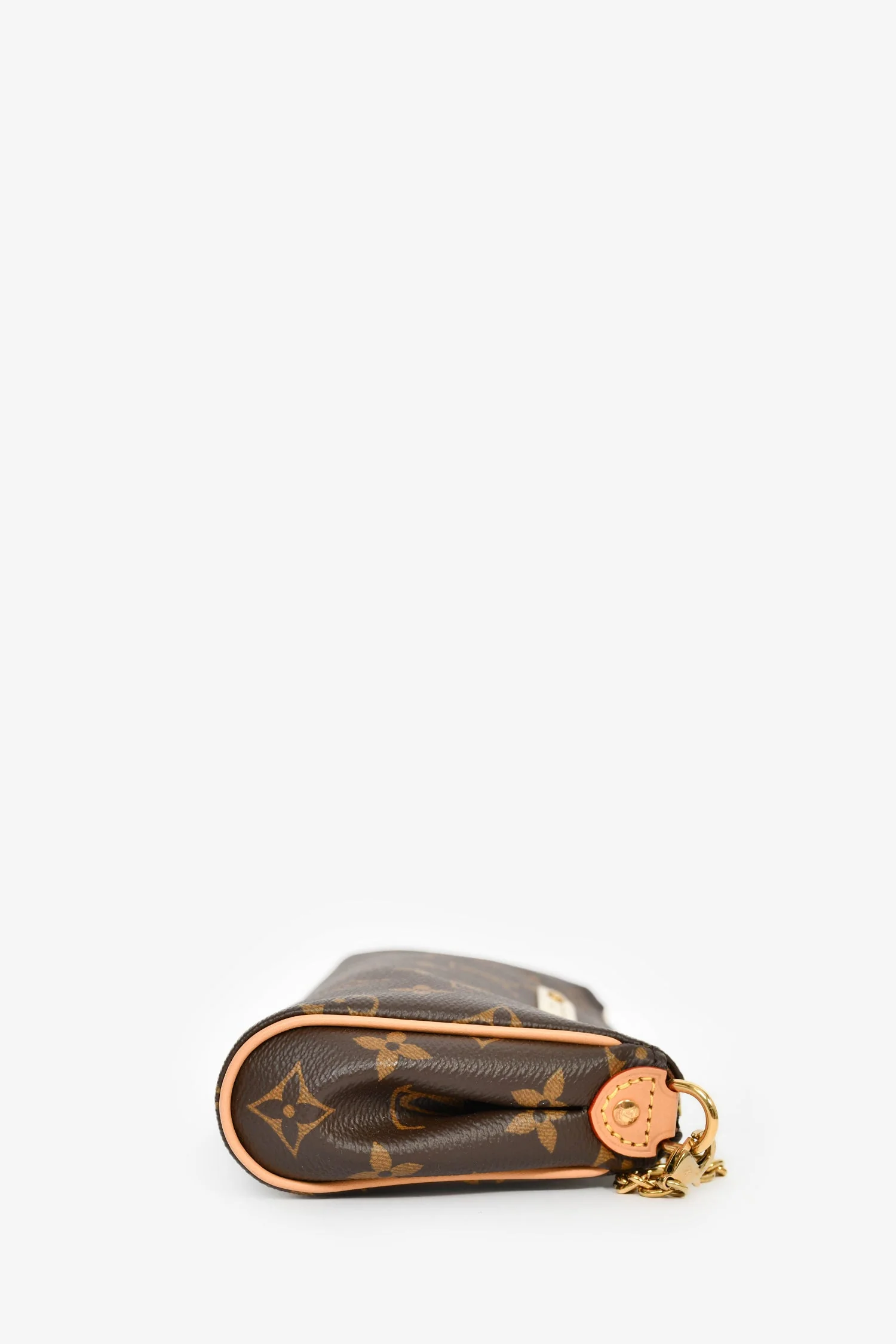 Louis Vuitton 2025 Monogram Favourite PM Pochette - Image 3