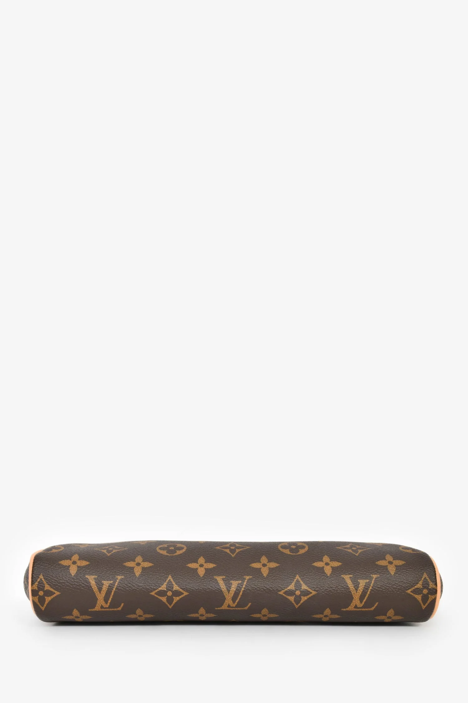 Louis Vuitton 2025 Monogram Favourite PM Pochette - Image 5