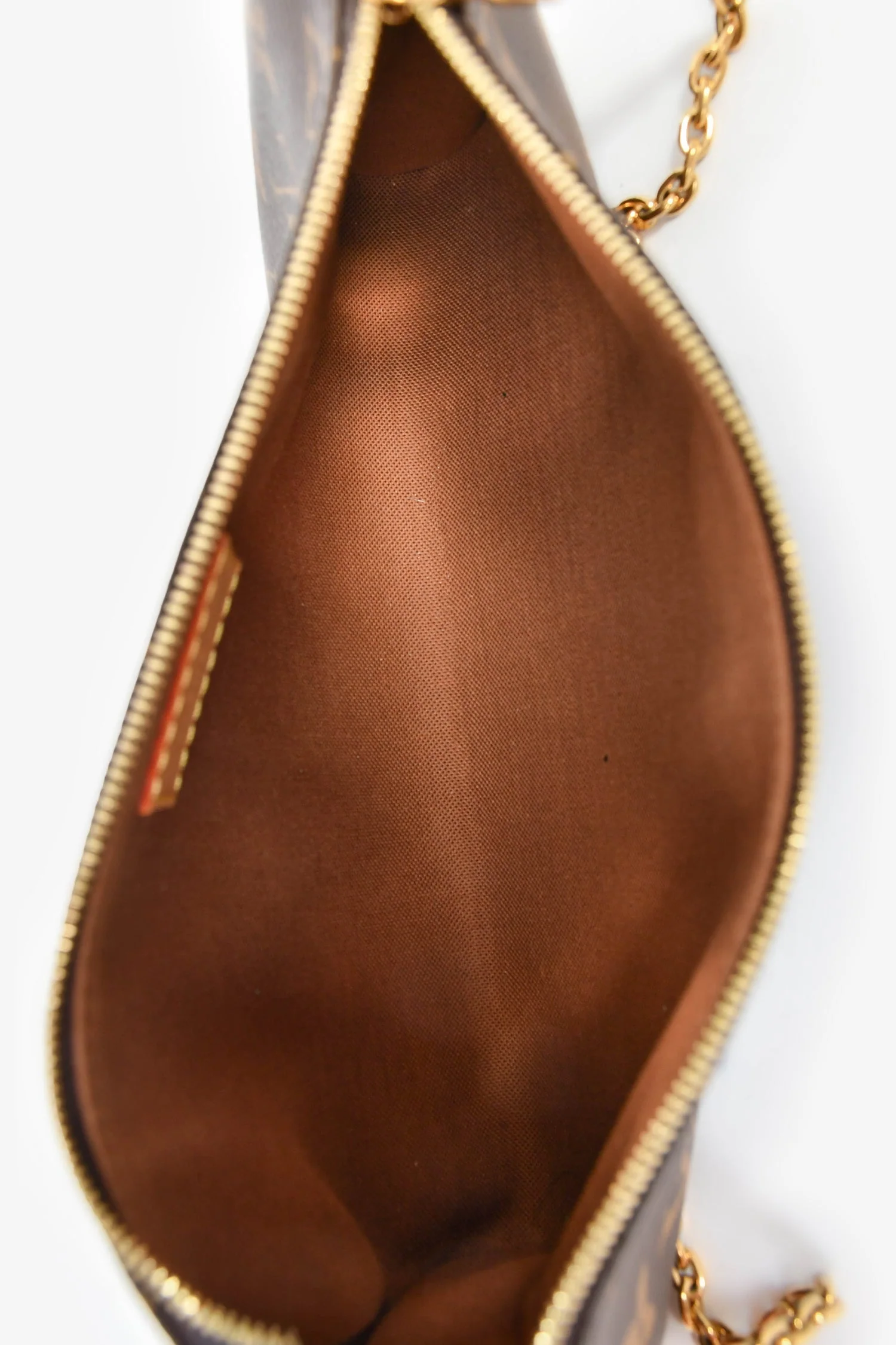 Louis Vuitton 2025 Monogram Favourite PM Pochette - Image 6