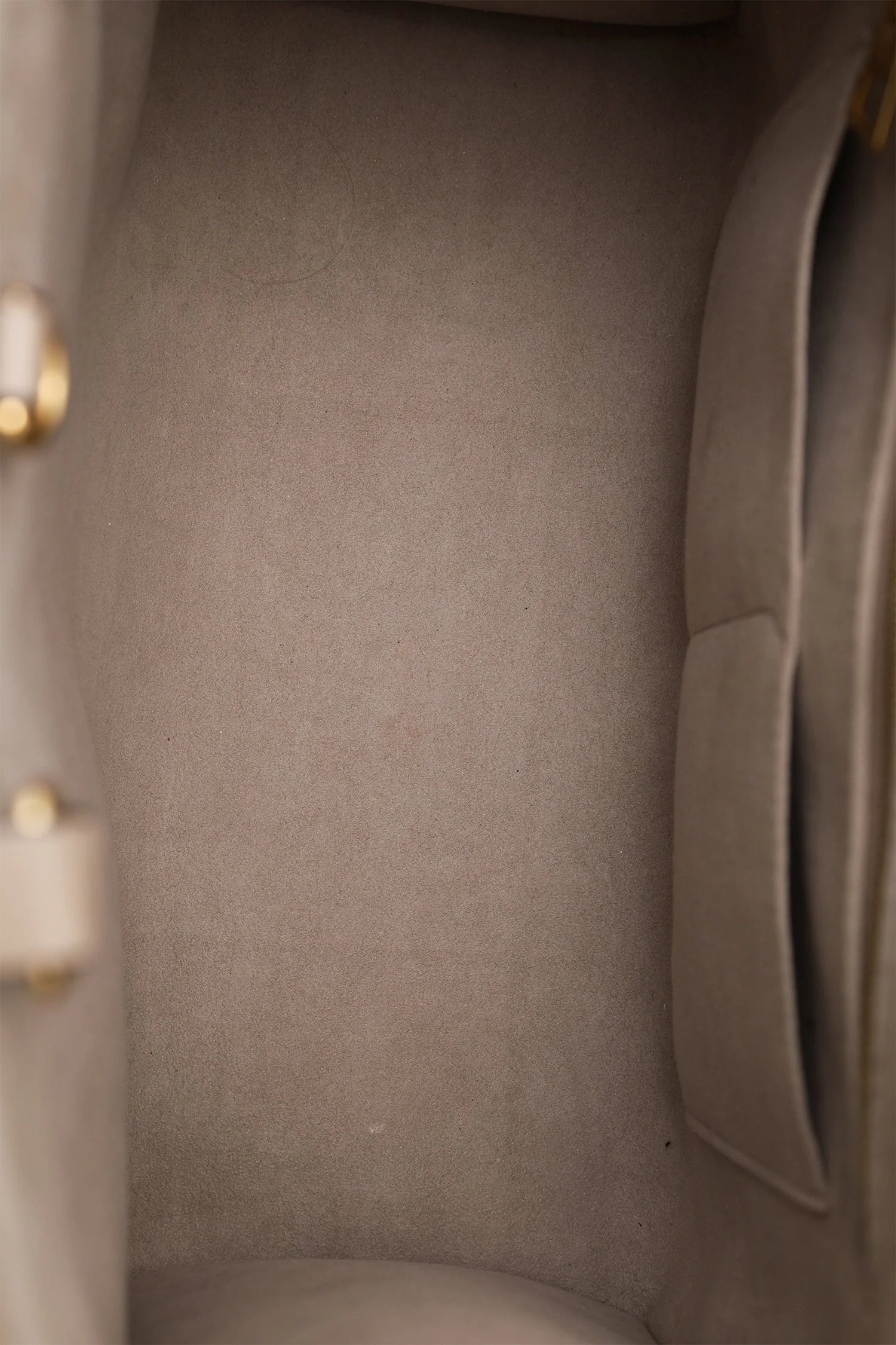 Louis Vuitton Bicolour Monogram Empreinte Leather OnTheGo MM - Image 7