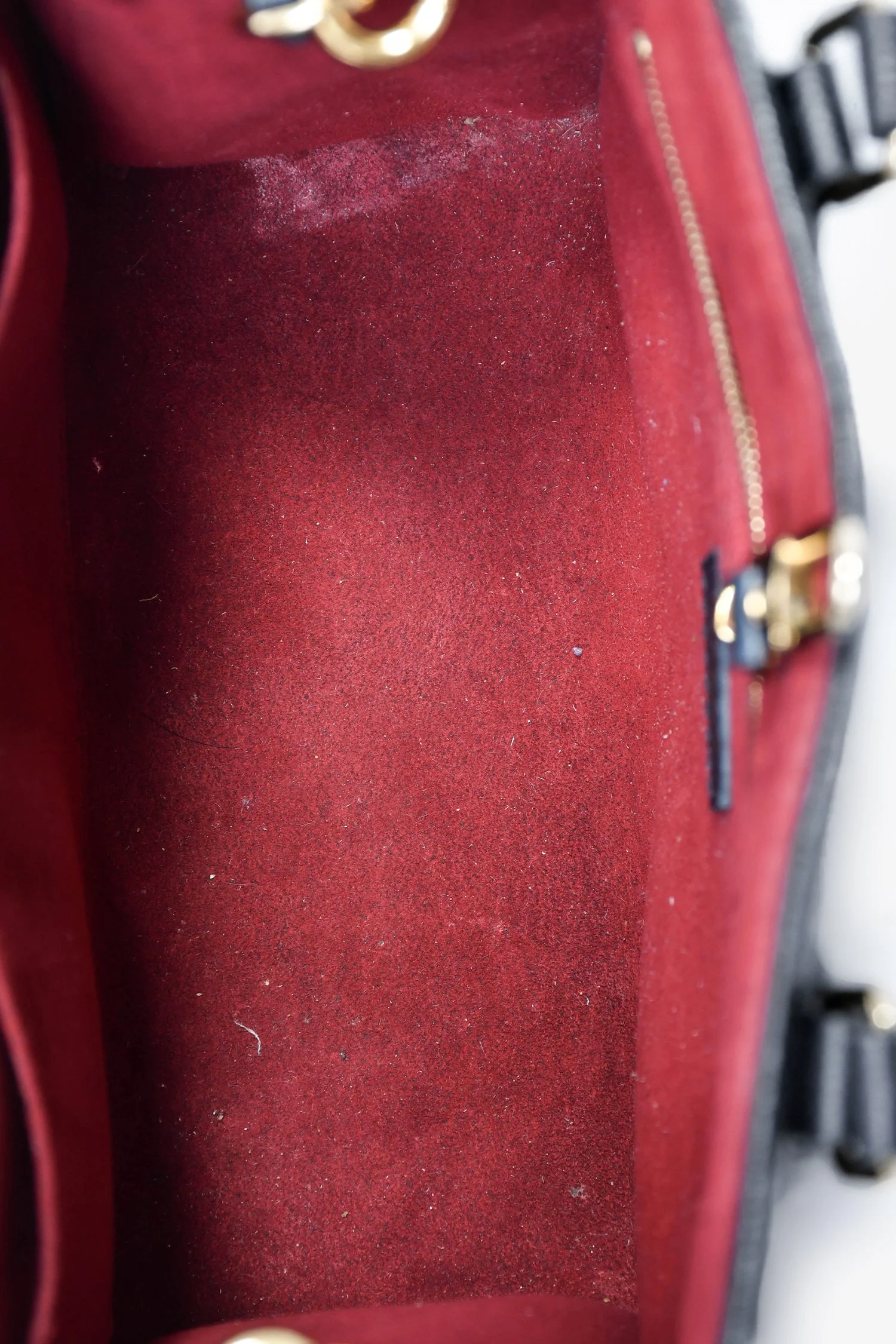 Louis Vuitton Black/Cream Monogram Bicolor Empreinte Leather 'On The Go' PM Bag With Strap - Image 6