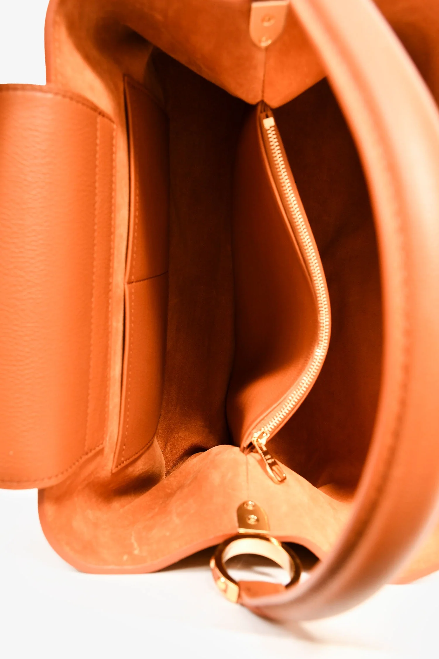 Louis Vuitton Brown Smooth Leather Souple Capucines GM with Strap - Image 6