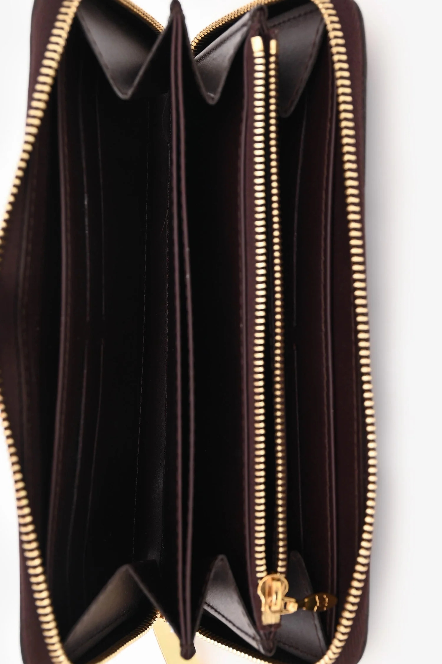 Louis Vuitton Burgundy Monogram Vernis Zippy Wallet - Image 6