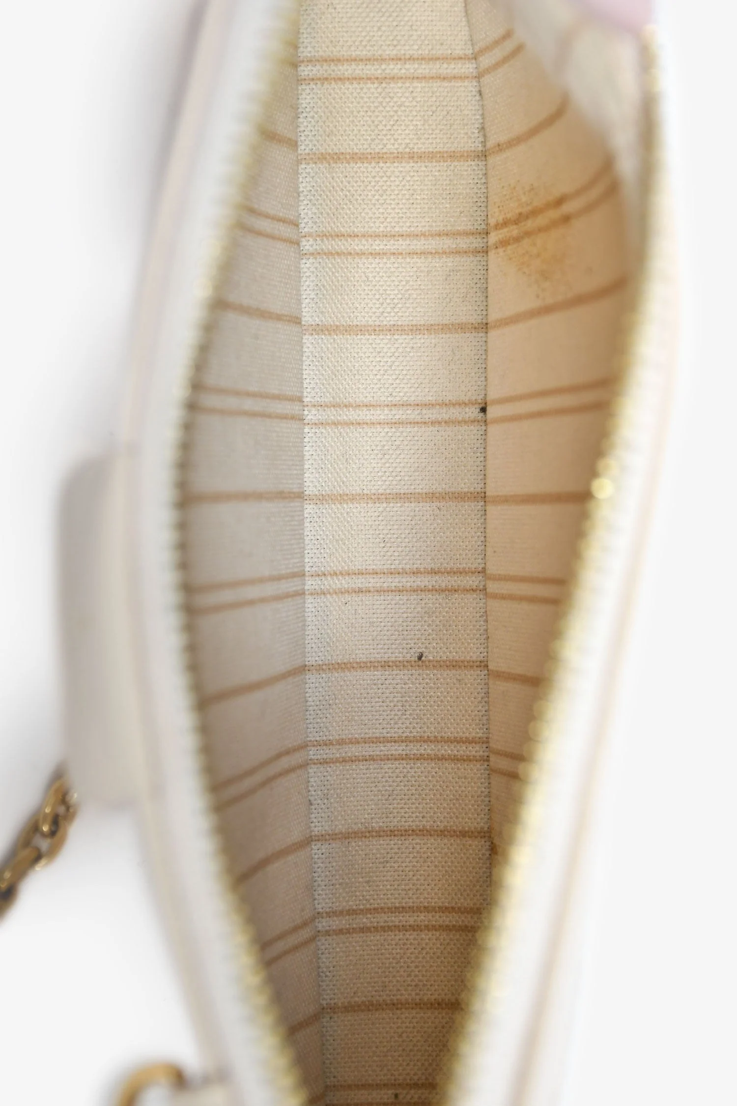 Louis Vuitton Cream Monogram Empreinte 'Easy Pouch' On Strap Bag - Image 6