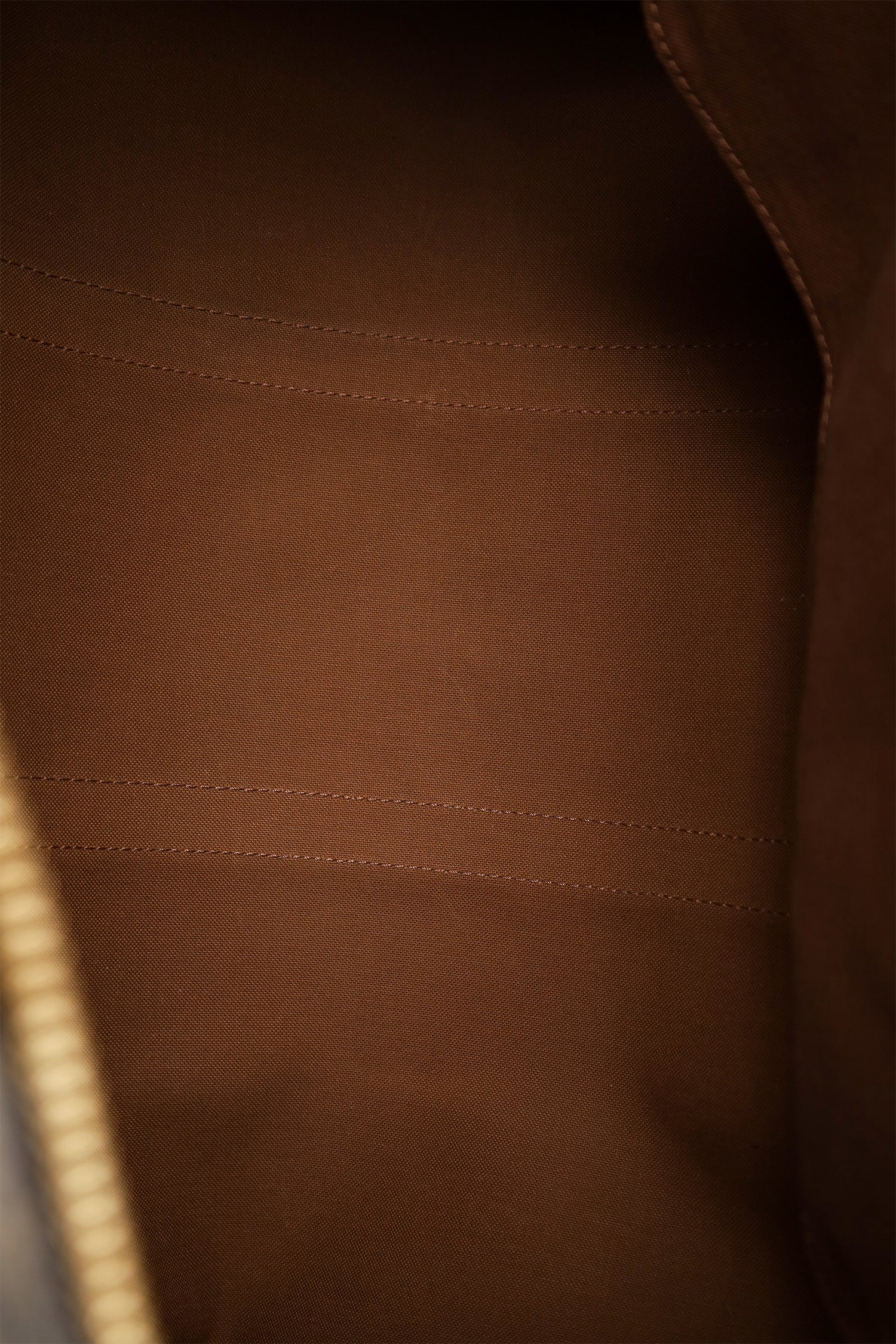 Louis Vuitton Monogram Canvas/Leather Keepall Bandoulière 55 With Strap (Microchip) - Image 7