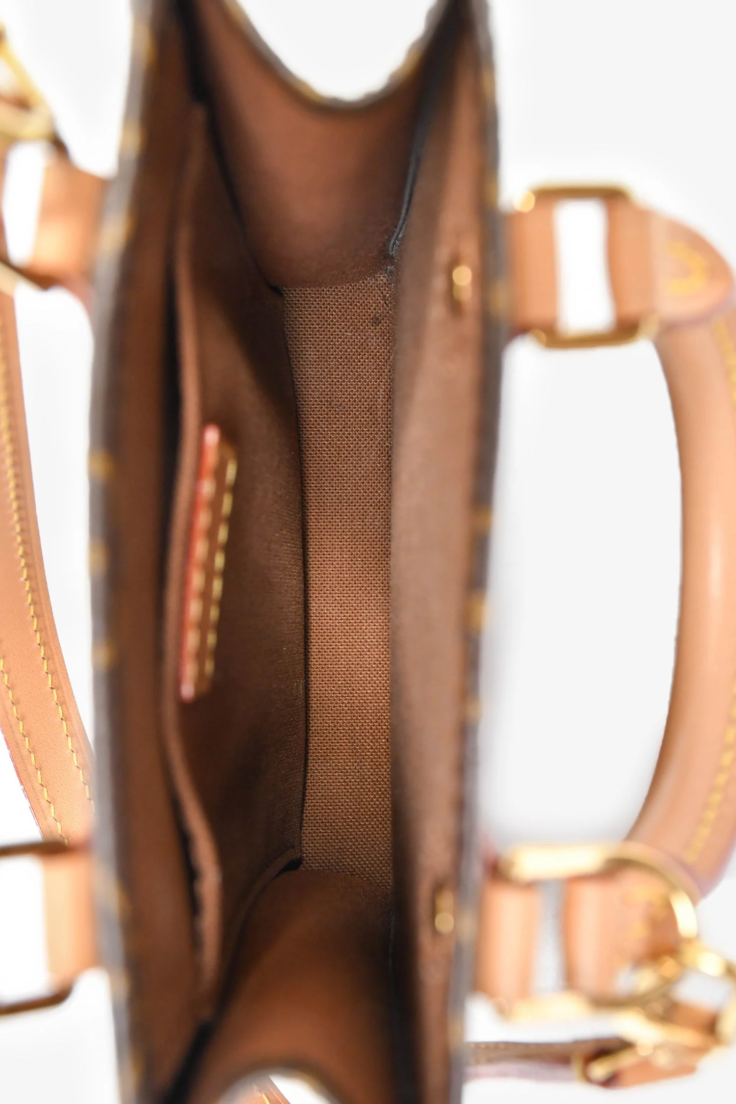 Louis Vuitton Monogram Petit Sac Plat - Image 6