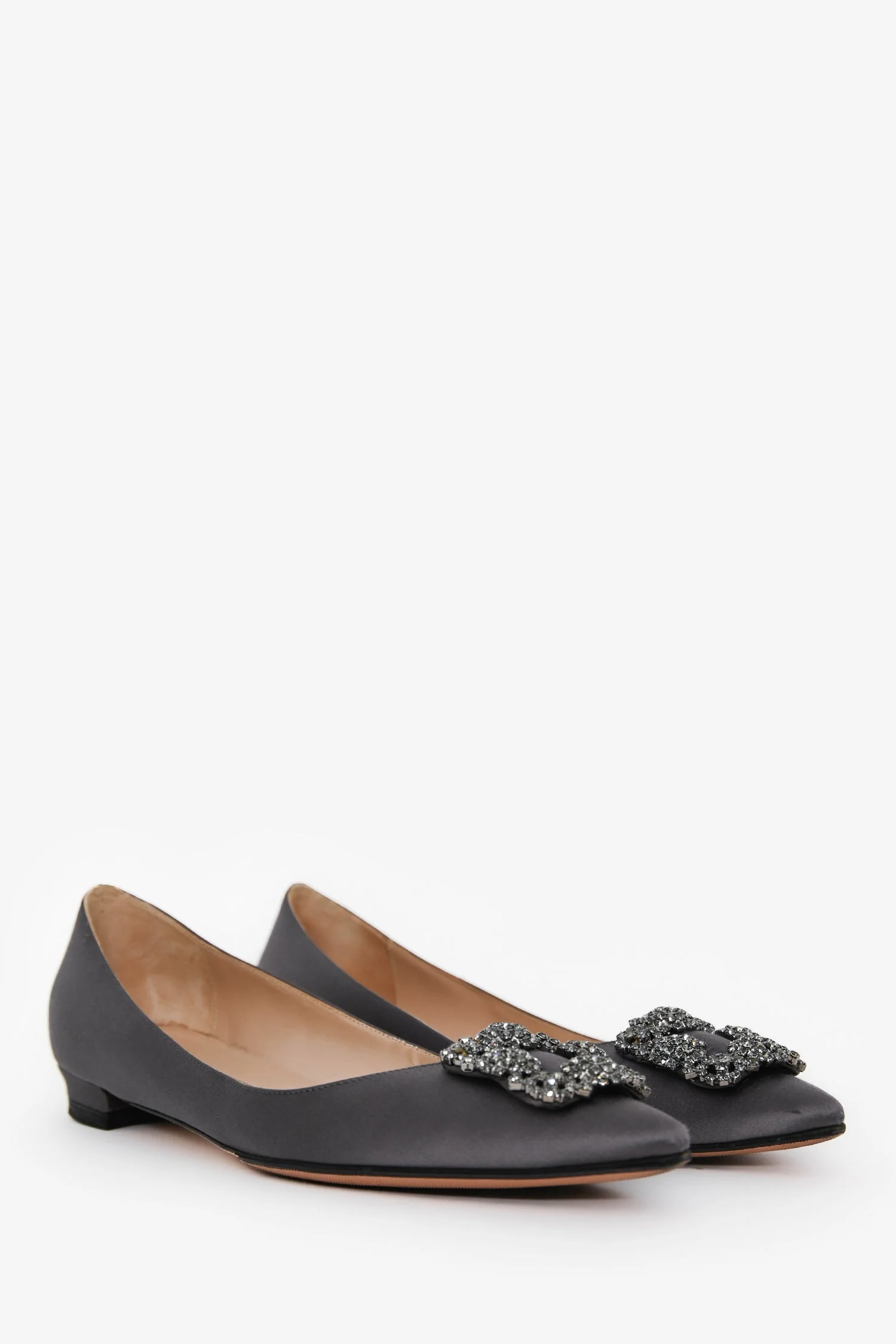 Manolo Blahnik Grey Satin Hangisi Flats Size 40.5 - Image 2
