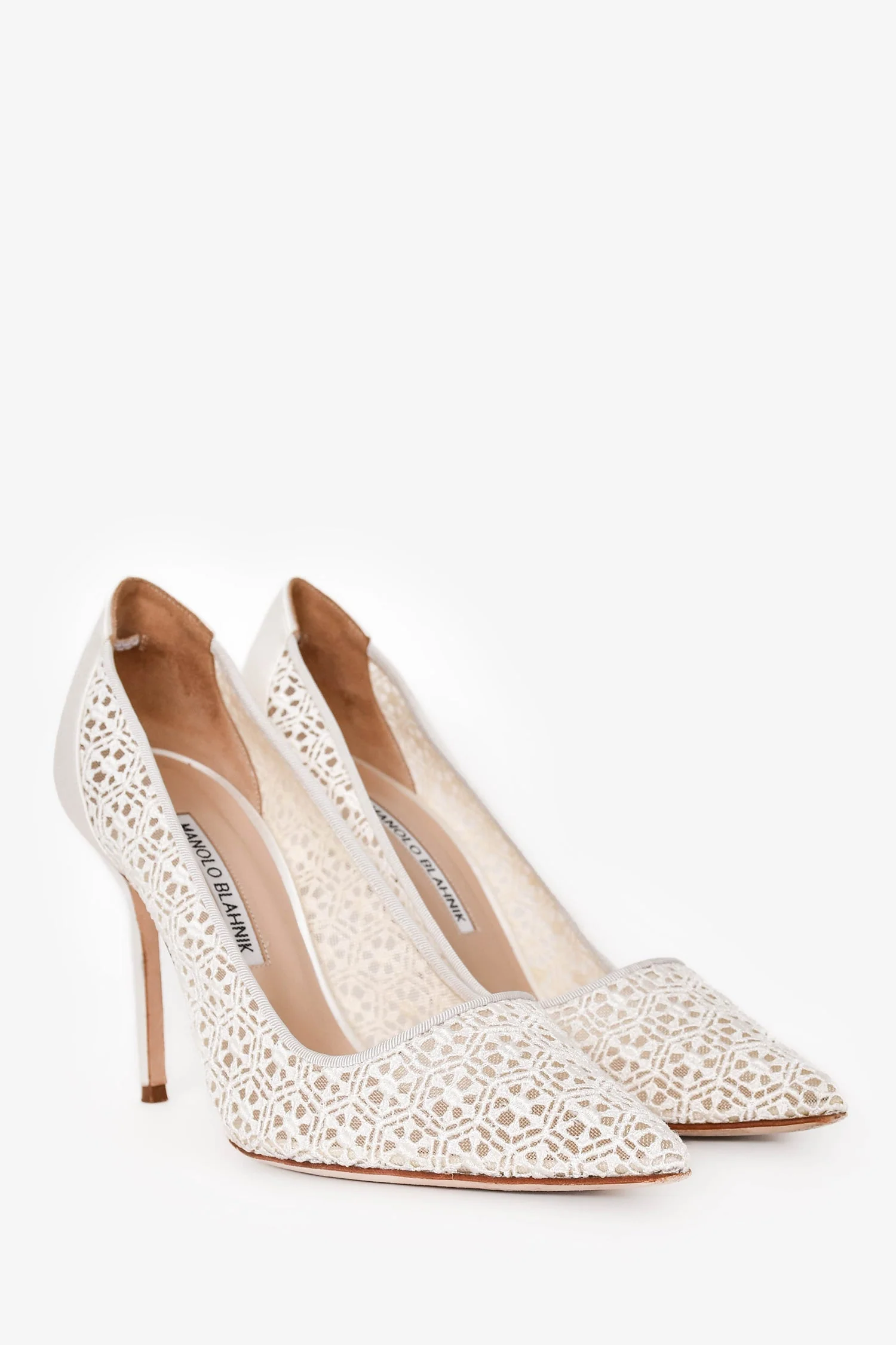 Manolo Blahnik White Lace Satin Bridal Tora Heels Size 38 - Image 2