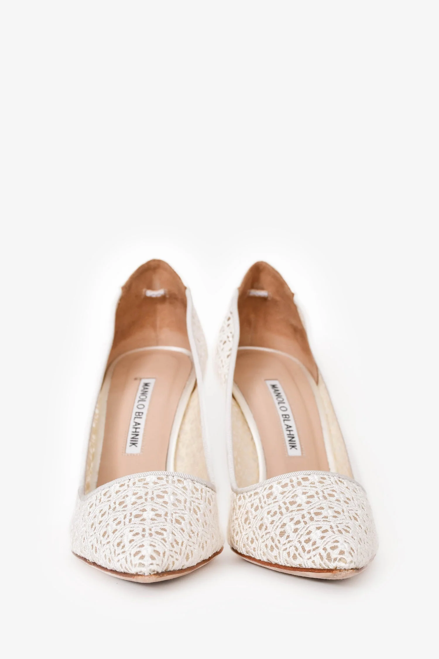 Manolo Blahnik White Lace Satin Bridal Tora Heels Size 38 - Image 3