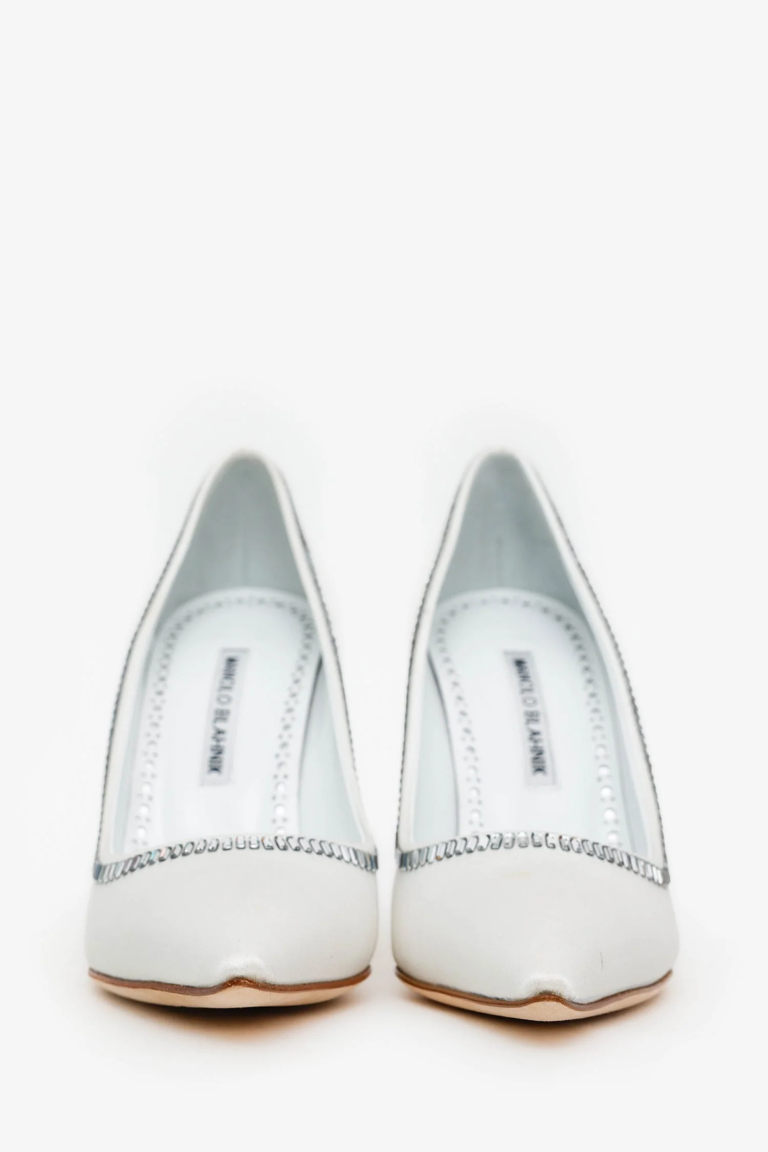 Manolo Blahnik White Satin Crystal Embellished Pointed Toe Heels Size 37.5 - Image 3