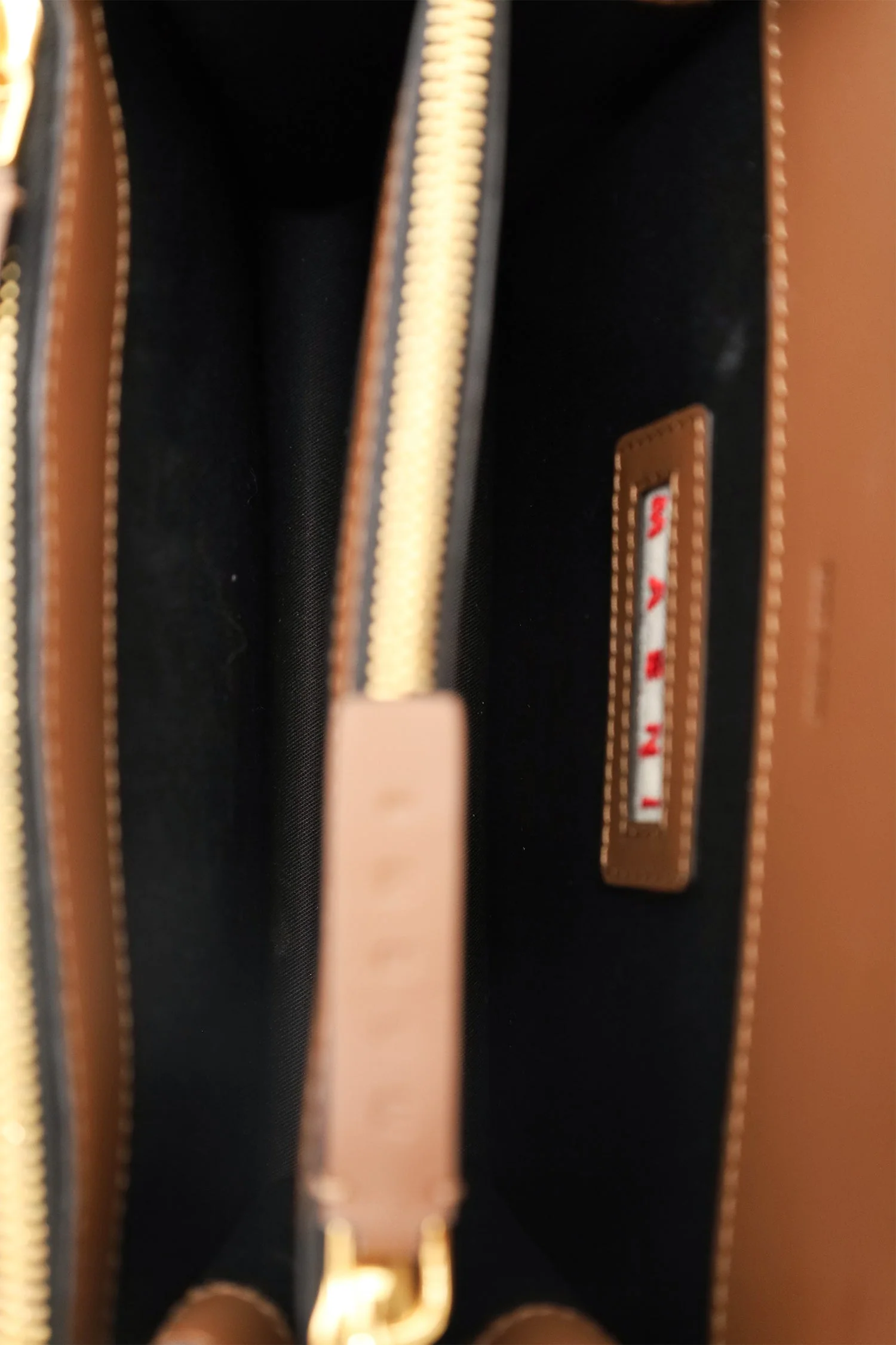 Marni Brown Leather Medium Trunk Shoulder Bag - Image 8