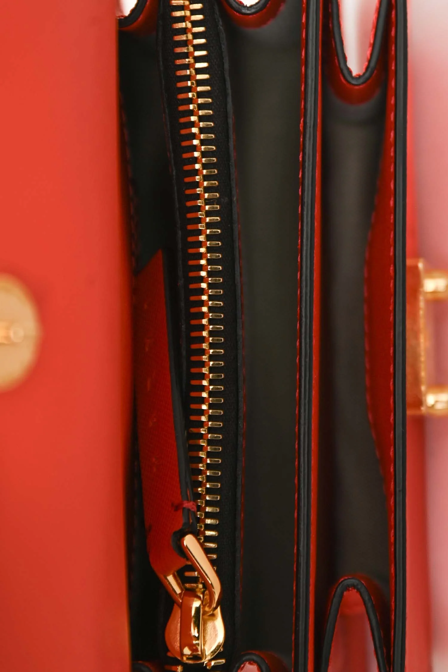 Marni Red Grained Leather Mini Trunk Crossbody Bag - Image 6