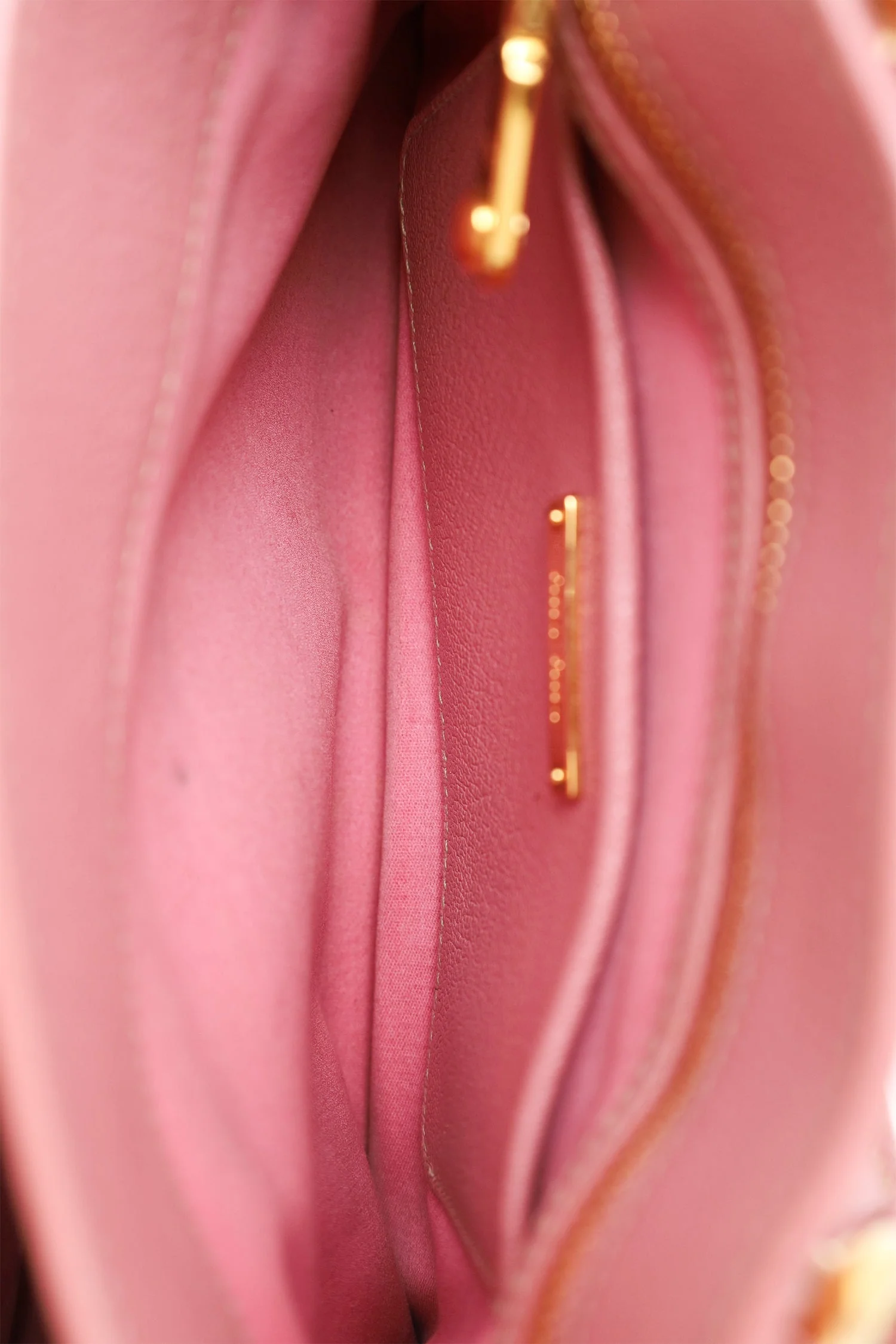 Miu Miu Pink Leather Push Lock Flap Top Handle Bag - Image 6