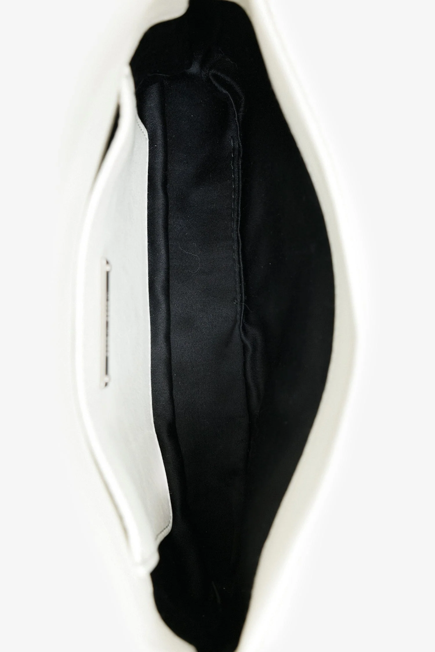 Miu Miu White Sequin Pearl Crystal Embellished Crossbody Bag - Image 7