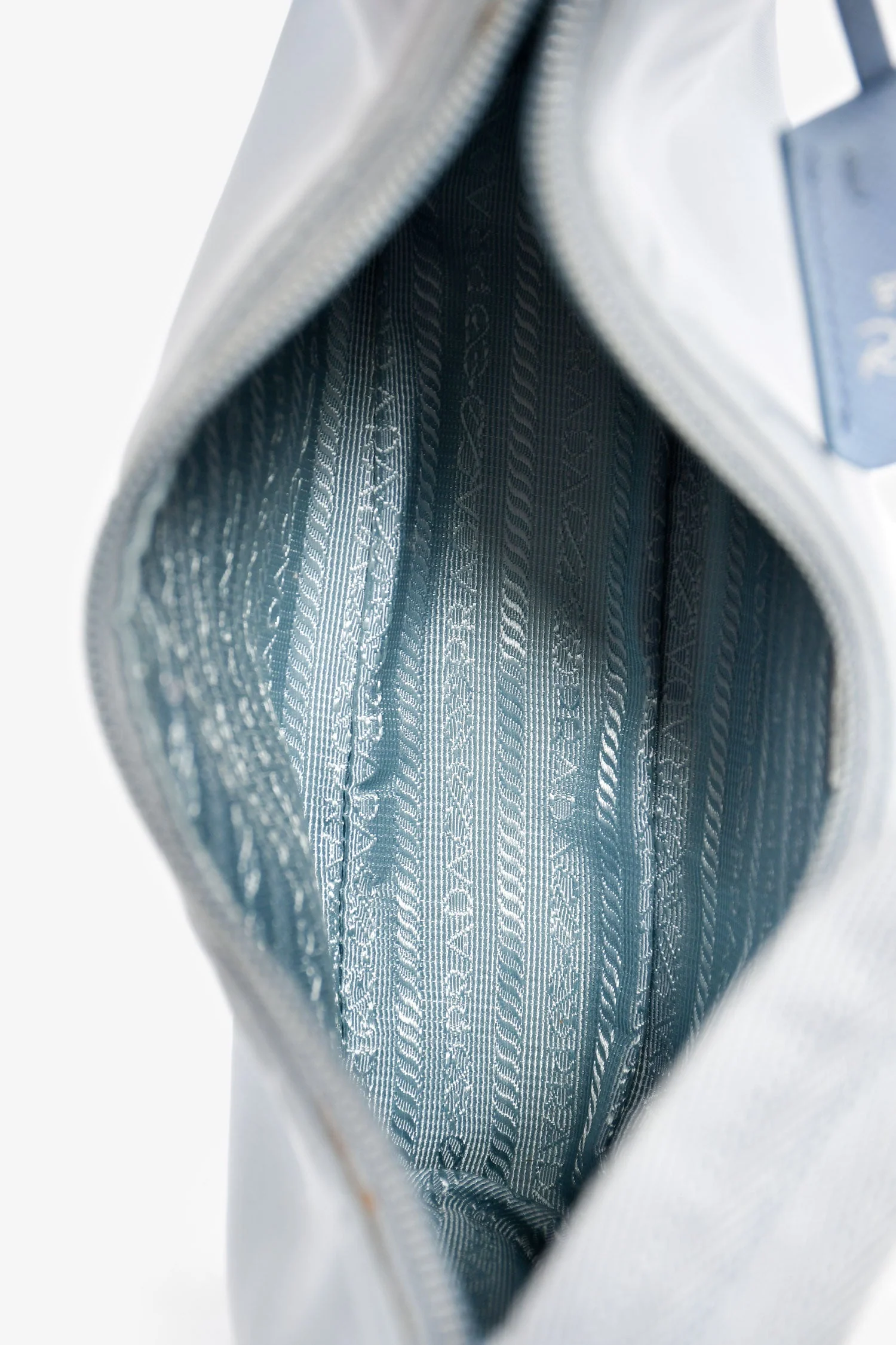 Prada Blue Nylon Re-Edition 2000 Shoulder Bag - Image 6