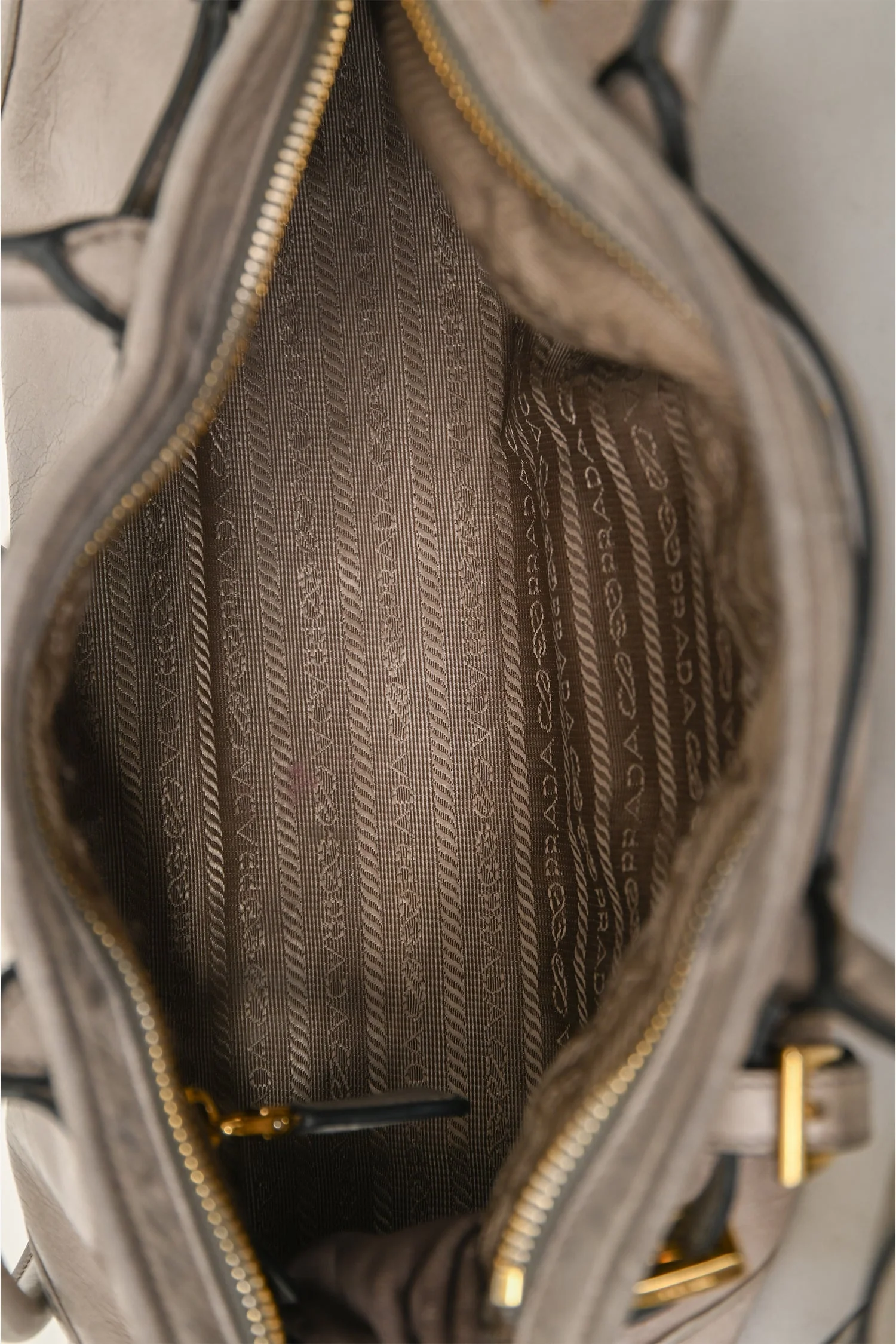 Prada Grey Leather 'Bonnie' Medium Shoulder Bag With Crossbody Strap - Image 6