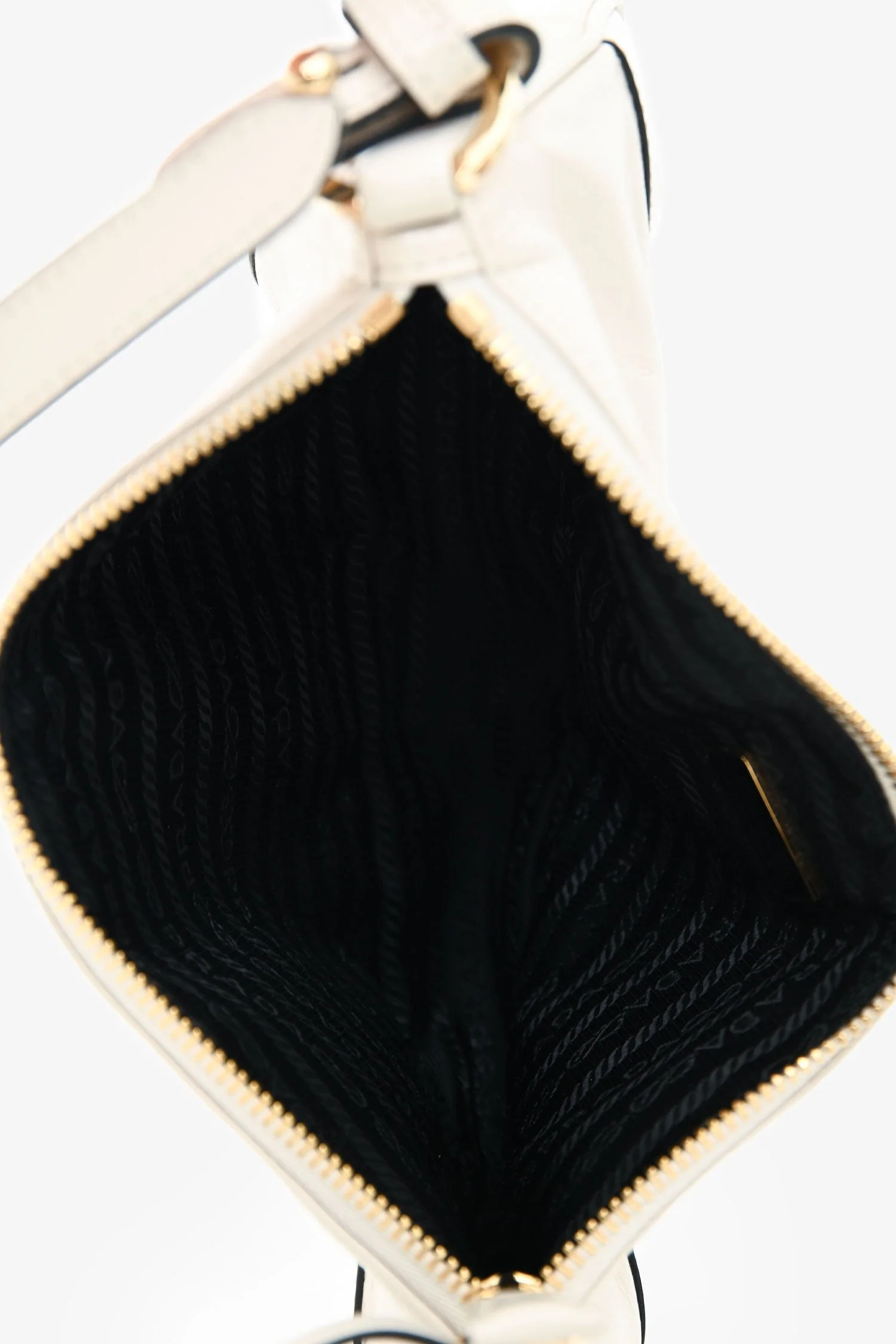 Prada White Leather 'Re-Edition 2002' Medium Shoulder Bag with Chain - Image 6