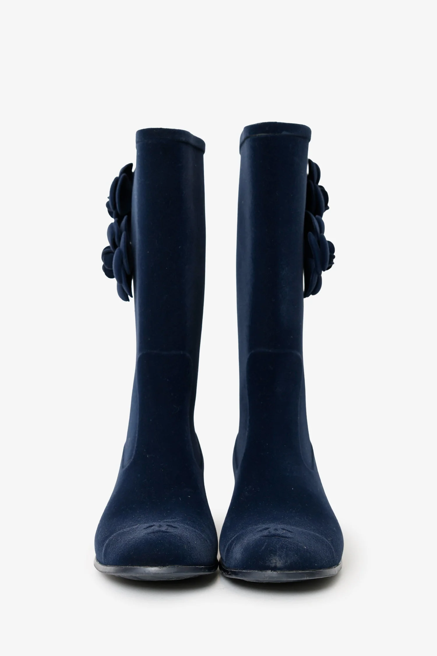 Pre-Loved Chanel™ 11A Navy Velvet Camellia Rubber Rain Boots Size 38 - Image 3