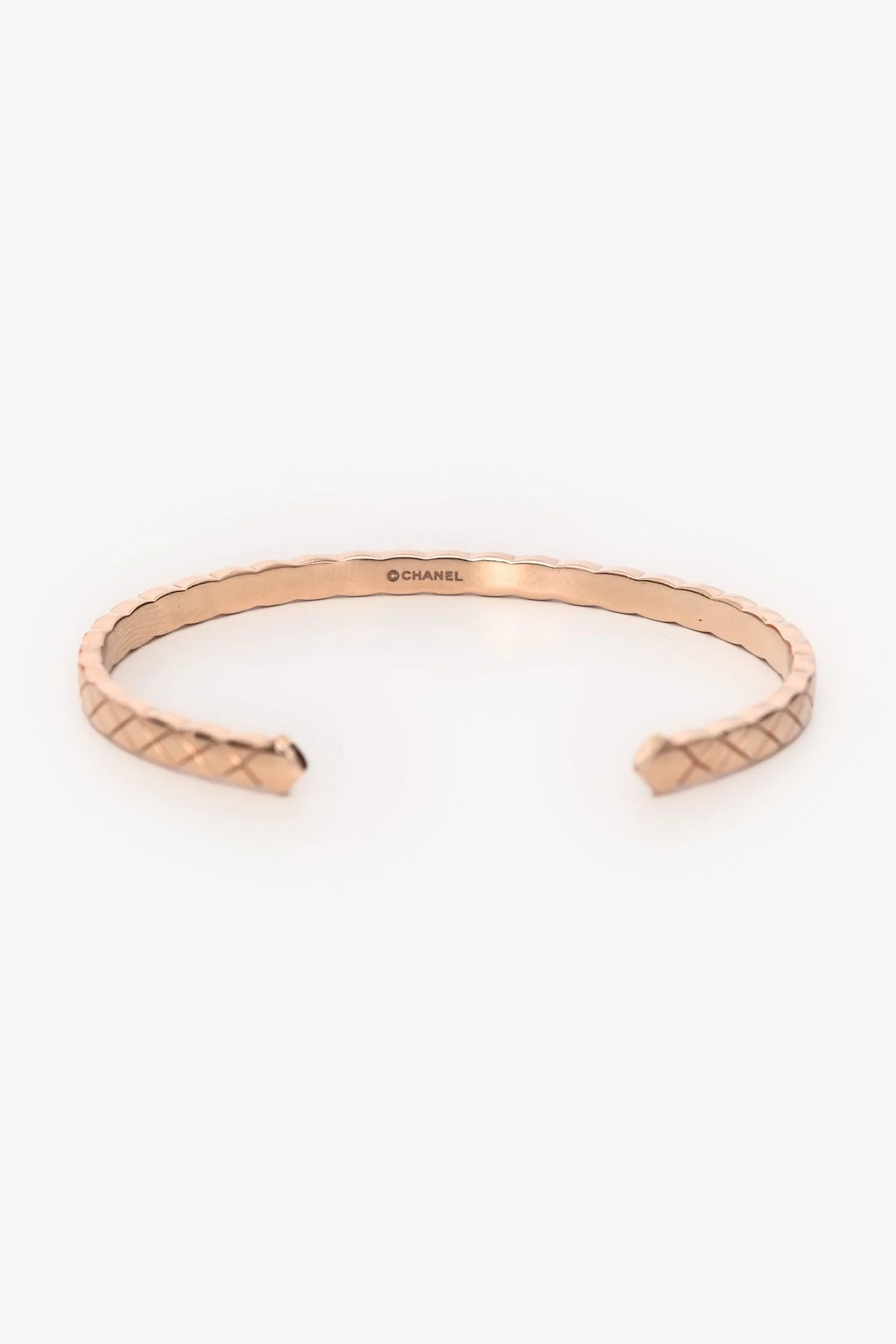Pre-Loved Chanel™ 18k Rose Gold Coco Crush Quilted Bangle Size S - Image 3