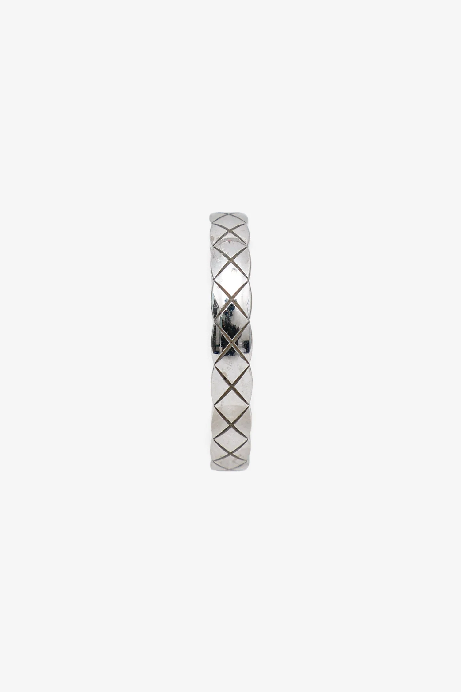 Pre-Loved Chanel™ 18k White Gold Small Coco Crush Band Ring Size 54 - Image 2