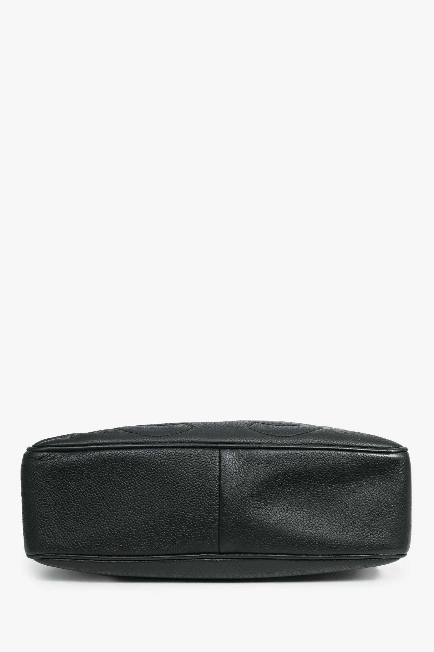 Pre-Loved Chanel™ 1986-1988 Black Caviar Leather Triple CC Logo Crossbody - Image 6