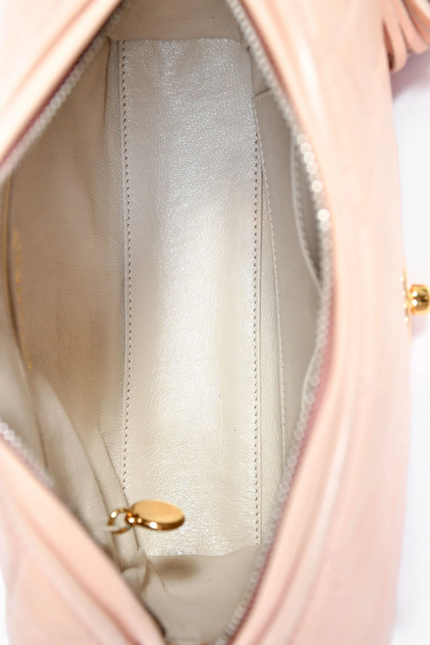 Pre-Loved Chanel™ 1994-96 Pink Quilted Lambskin 'Diana Half Moon' Flap Bag - Image 6