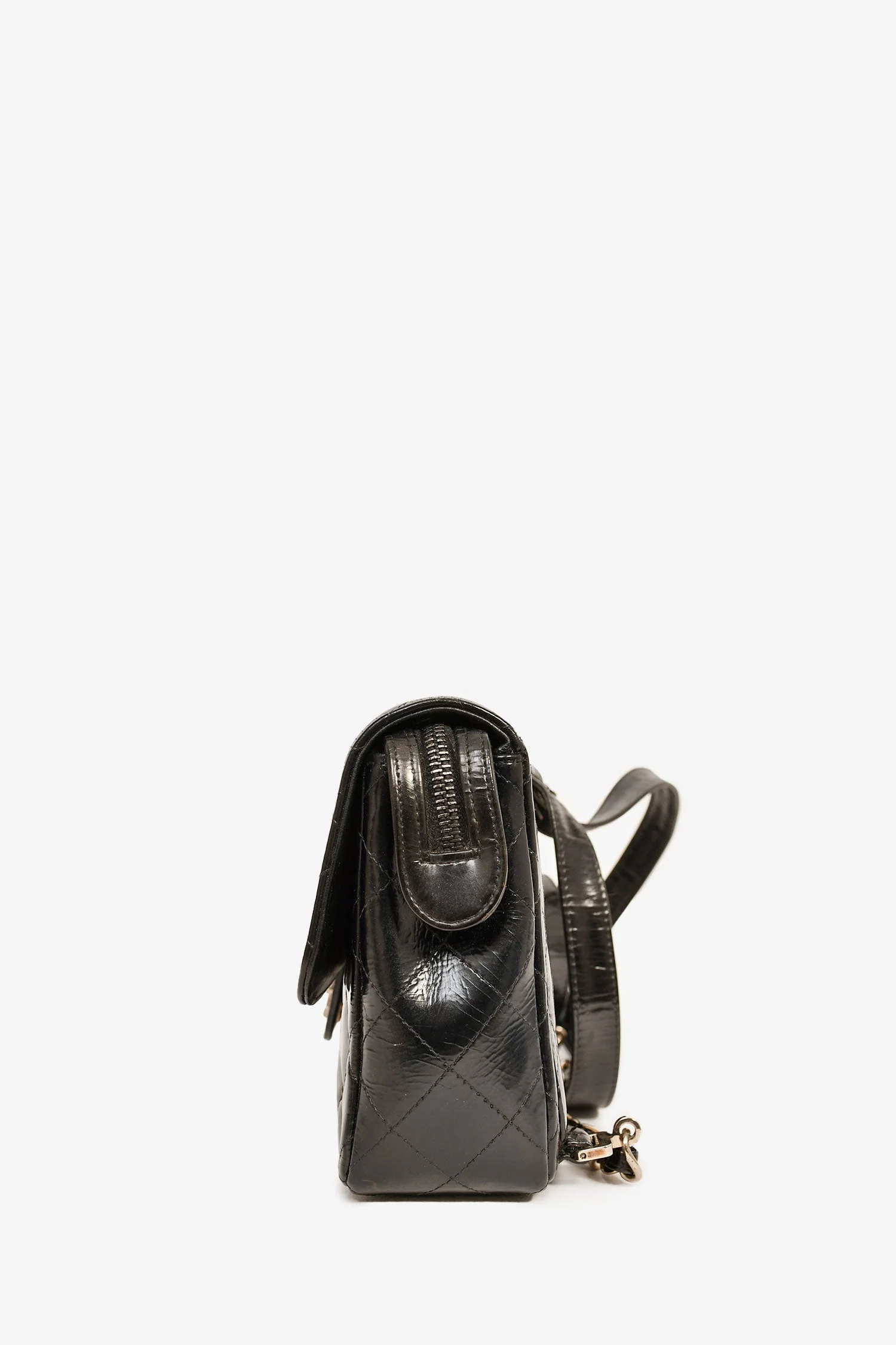 Pre-Loved Chanel™ 1996-7 Black Quilted Leather Flap Zip Backpack (Refurbished) - Image 4