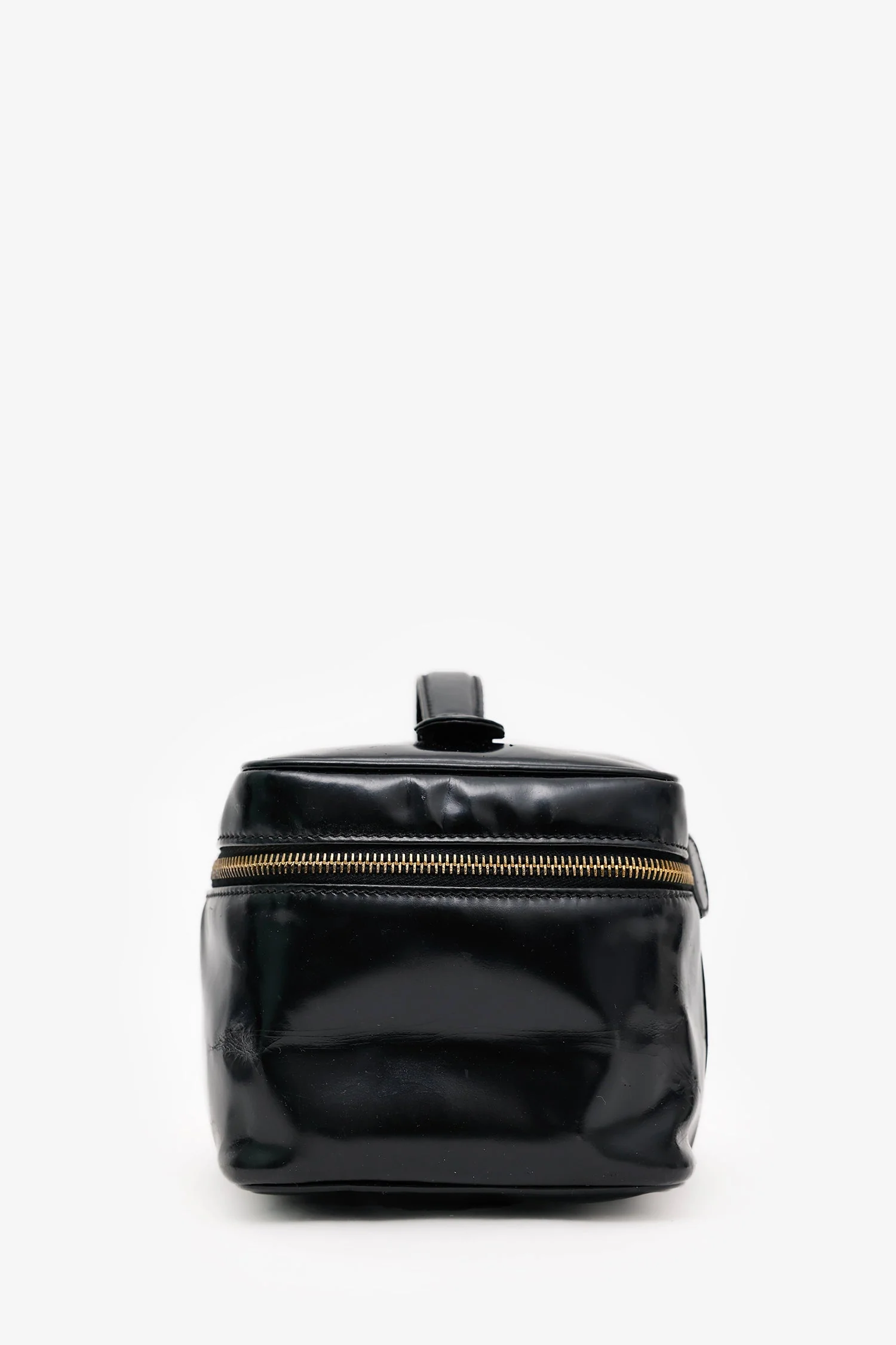 Chanel™ 1997-99 Refurbished Black Patent Leather Large CC Vanity Case (Pre-Loved ) - Image 4