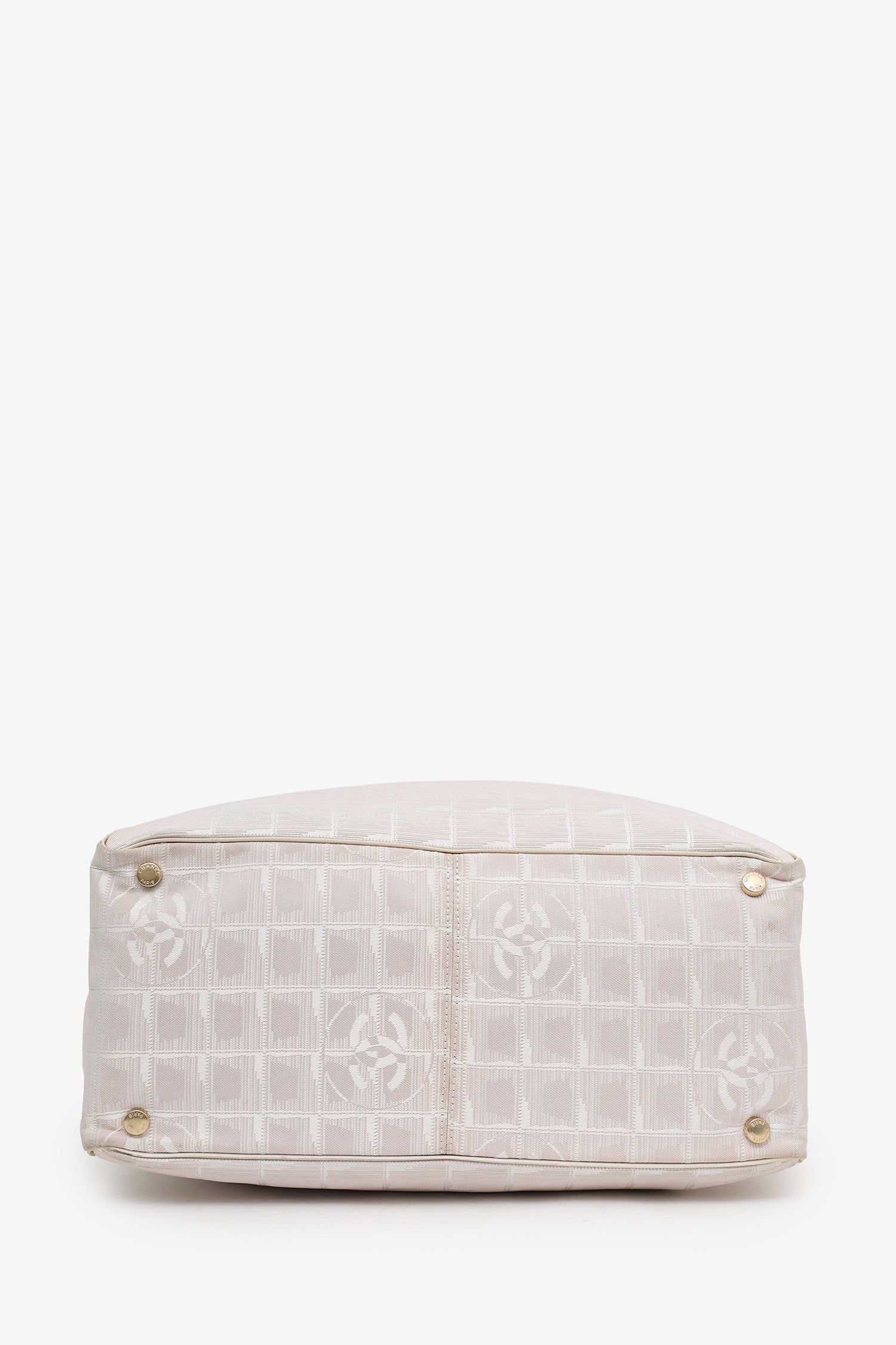 Pre-Loved Chanel™ 2002-3 Pink Canvas Travel Ligne CC Logo Tote - Image 5