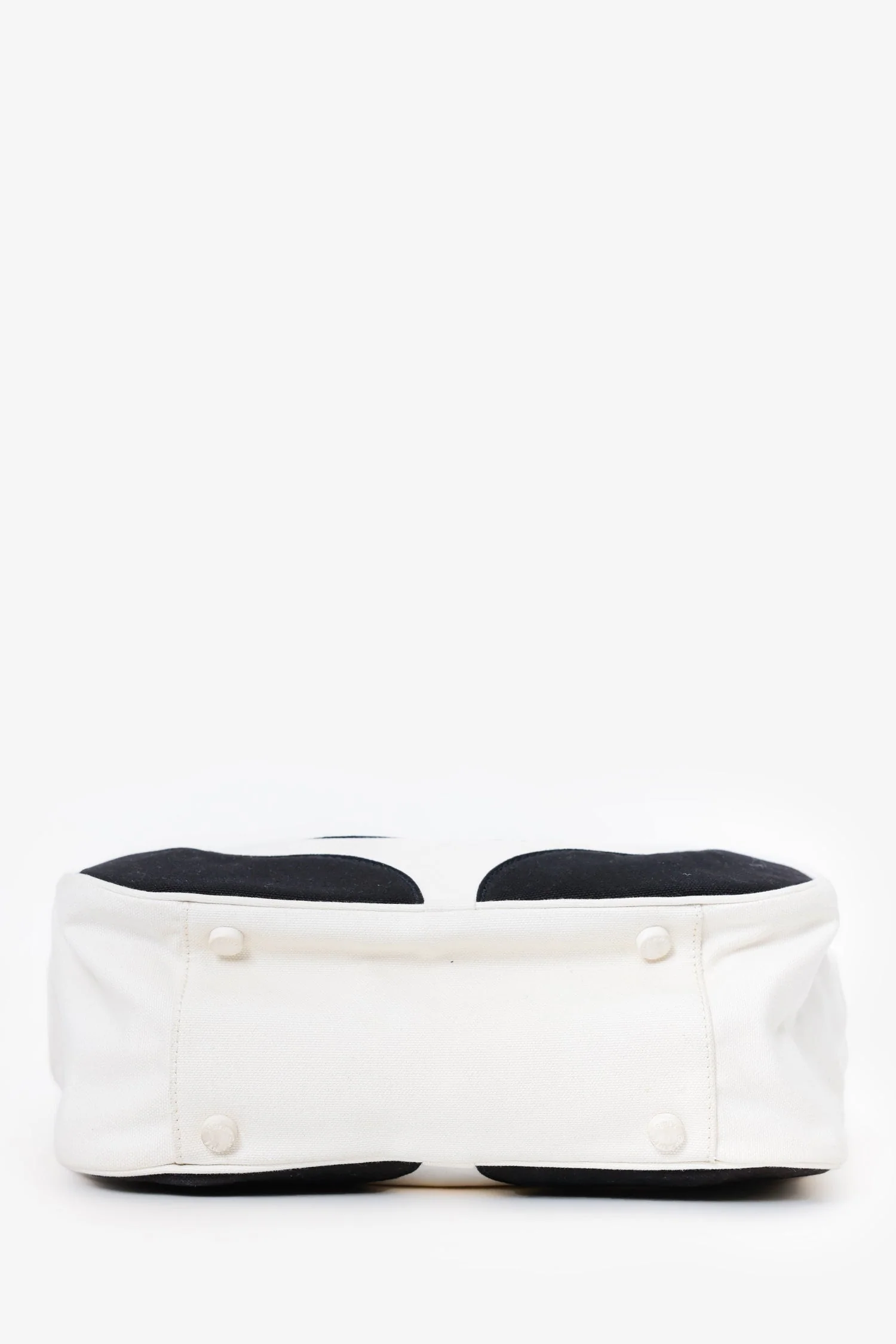 Pre-Loved Chanel™ 2003-04 Black/White Canvas Marshmallow CC Handle Bag - Image 5