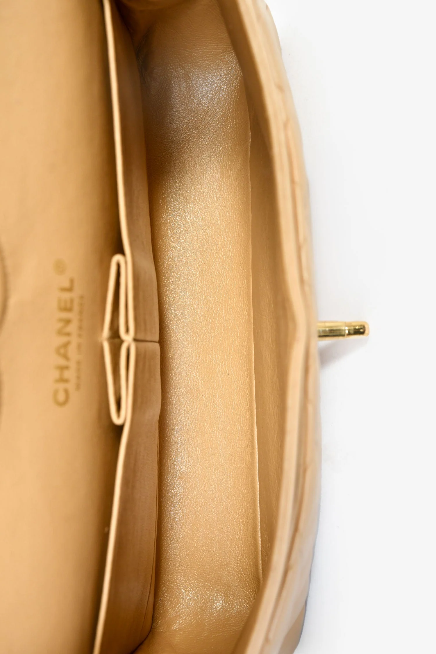 Pre-Loved Chanel™ 2006-08 Beige Leather Medium Double Flap - Image 6