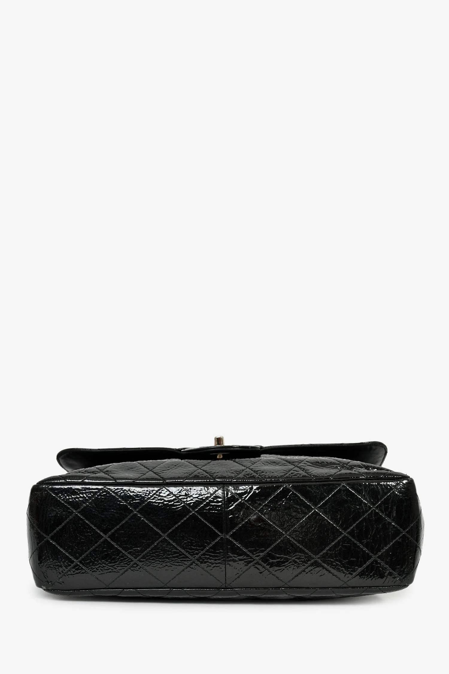 Pre-Loved Chanel™ 2006-08 Black Glossy Patent Single Jumbo Flap Bag - Image 5