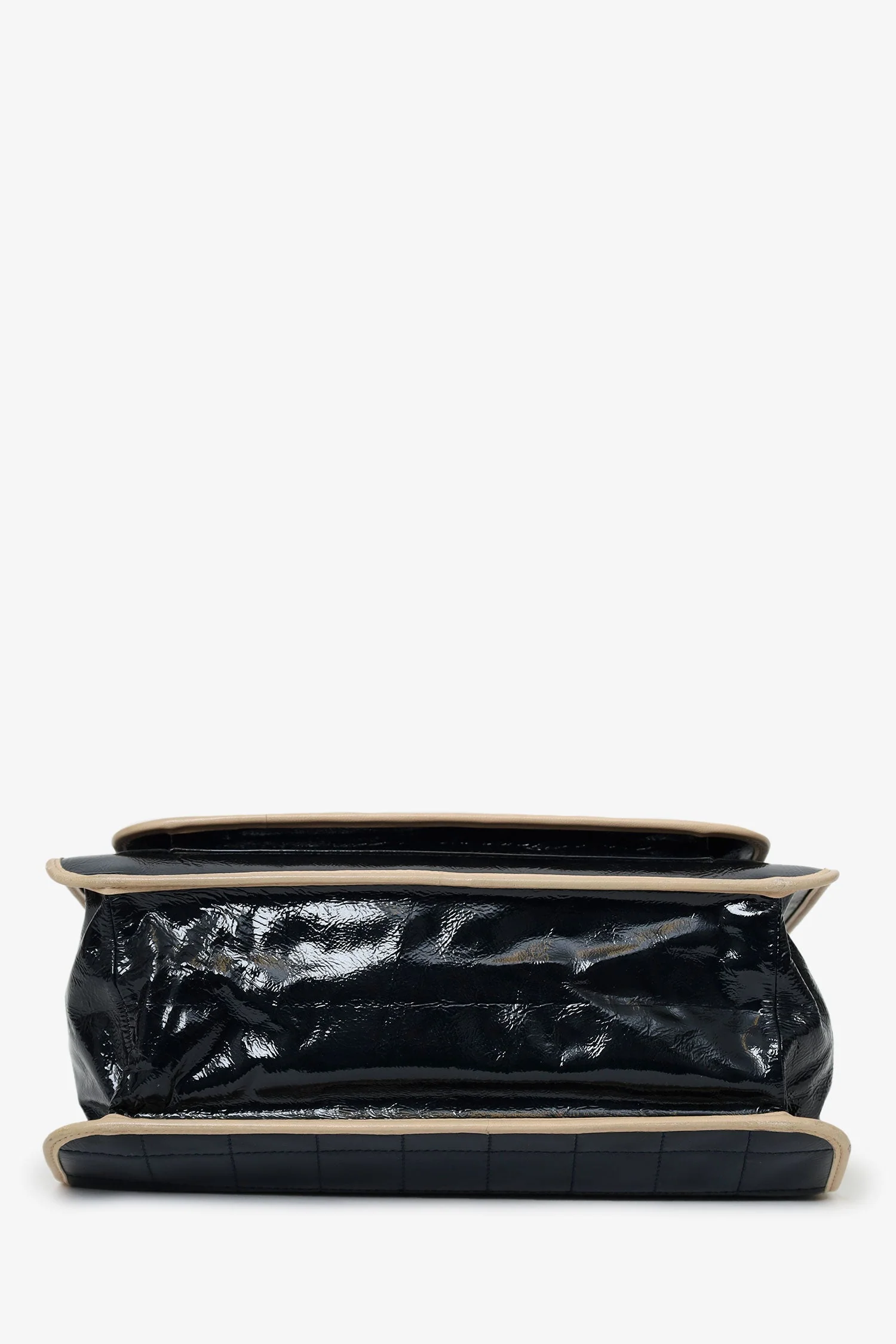 Pre-Loved Chanel™ 2006-08 Black Patent Leather Chocolate Bar Tote Bag - Image 5