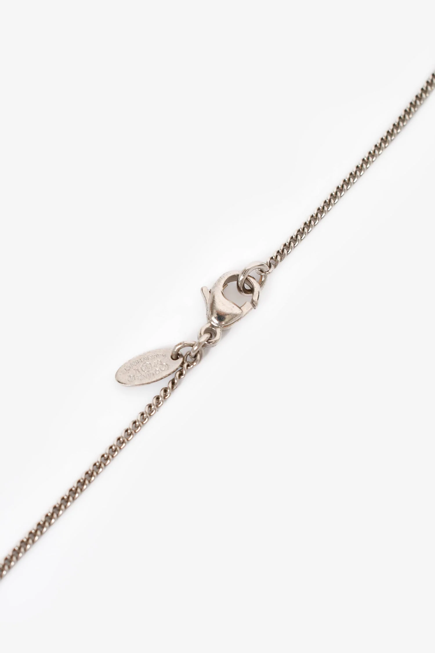 Pre-Loved Chanel™ 2007 Silver Toned Enamel CC Interlocking Pendant Necklace - Image 3