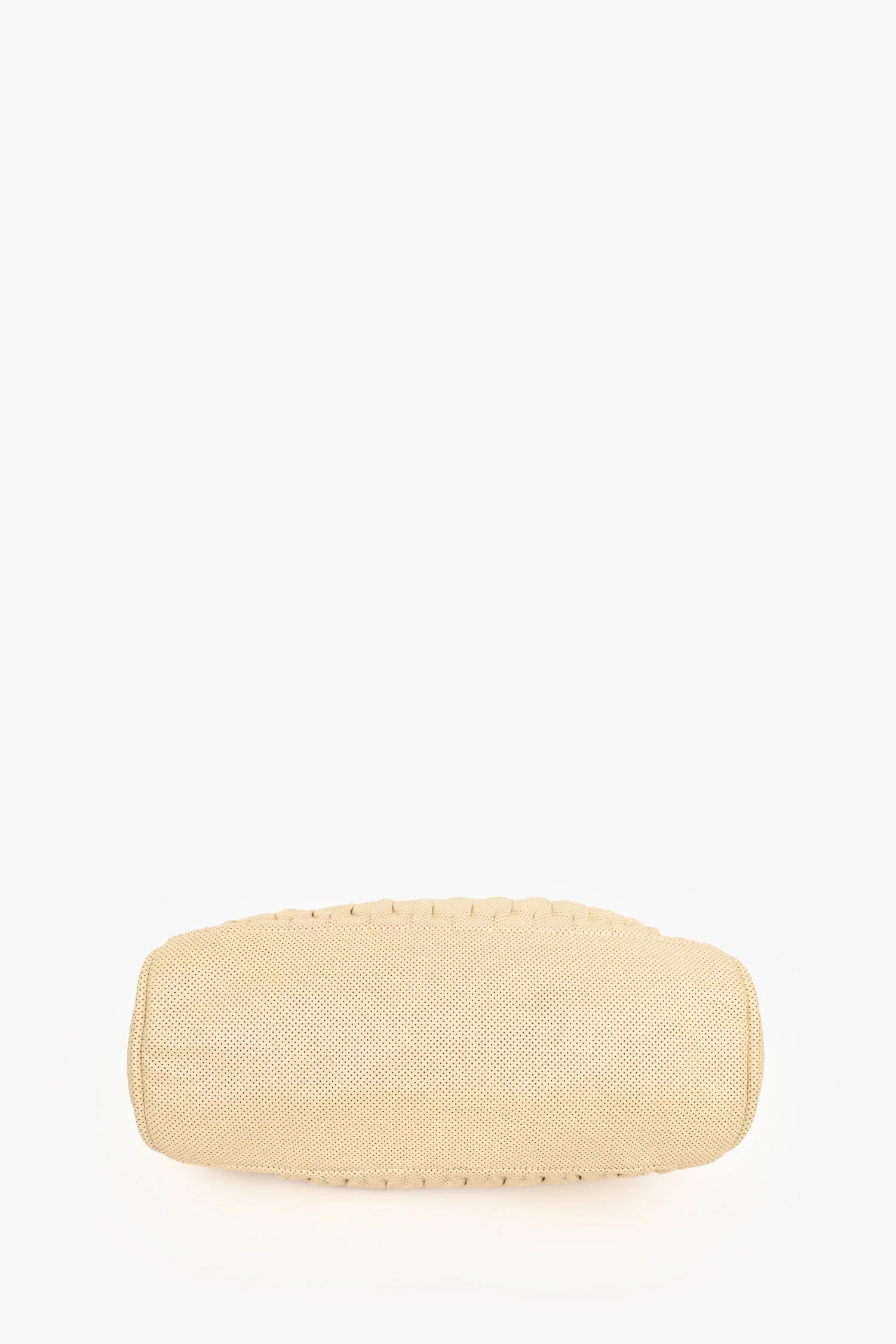 Chanel™ 2008-2009 Cream Perforated Pleated Leather Chain Shoulder Bag (Pre-Loved ) - Image 5