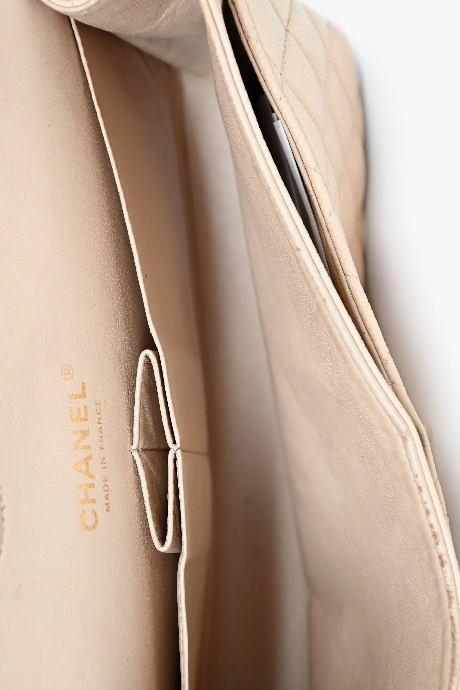 Pre-Loved Chanel™ 2009-10 Beige Caviar Leather Medium Double Flap - Image 6