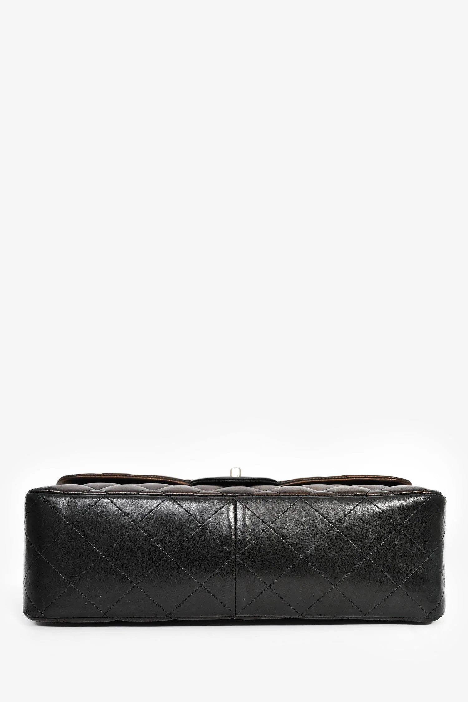 Pre-Loved Chanel™ 2009/2010 Brown/Black Lambskin Leather Metallic Single Flap Jumbo Bag - Image 5