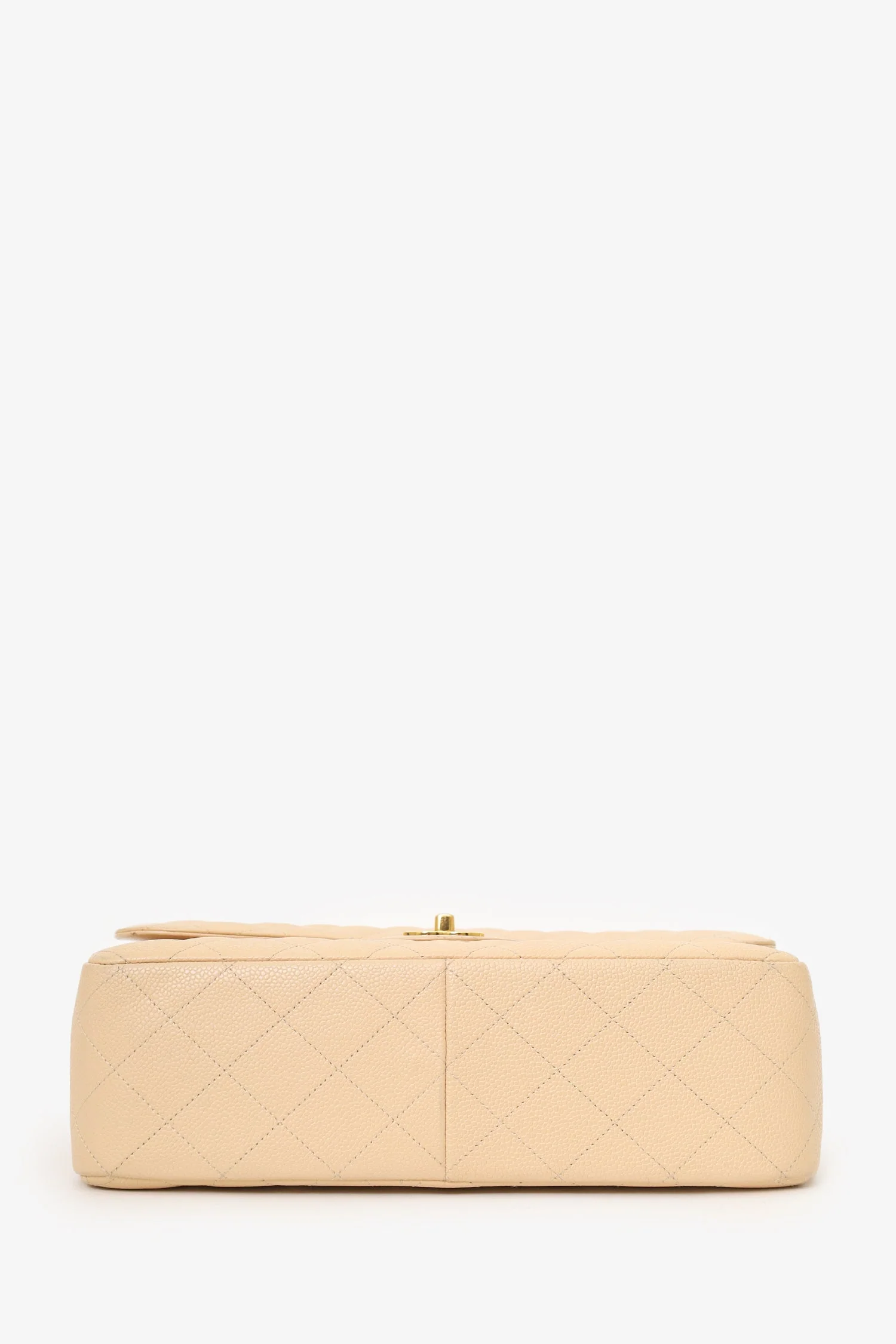 Pre-Loved Chanel™ 2010-11 Beige Caviar Leather Jumbo Classic Double Flap Bag - Image 7