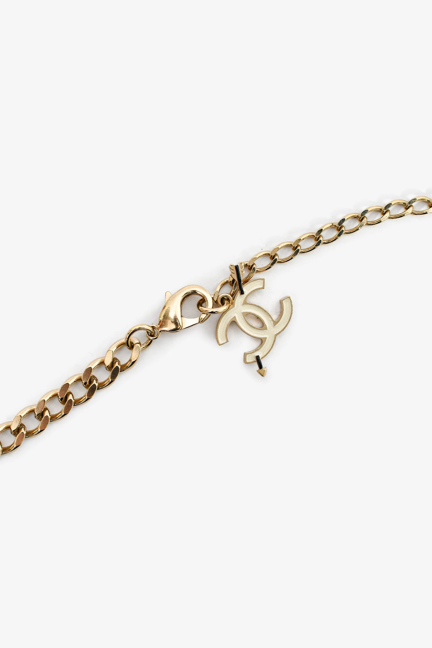 Pre-Loved Chanel™ 2010 Gold Toned Black/White/Red Enamel 'Coco Rider' Charm Chain Belt - Image 3