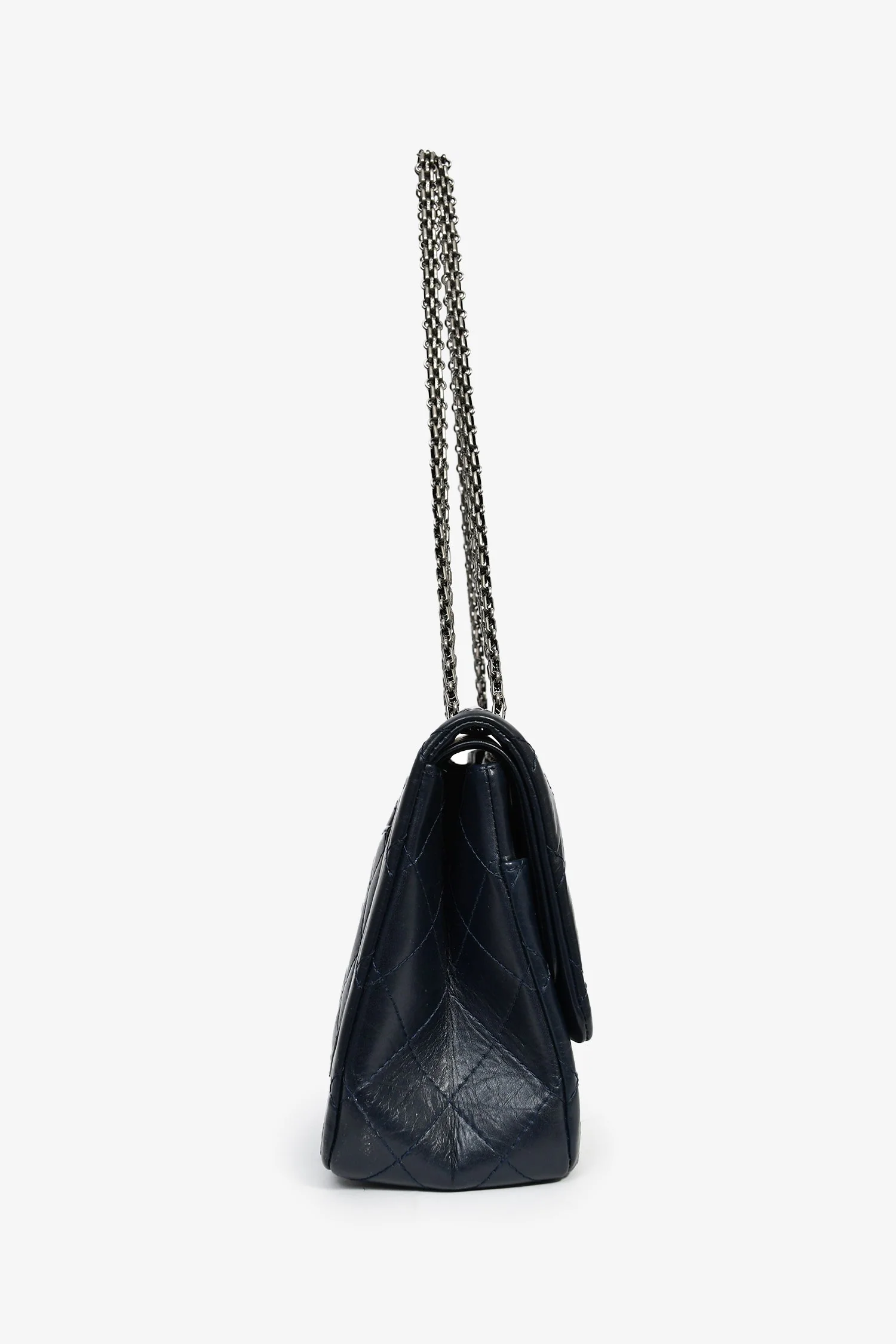 Pre-Loved Chanel™ 2011-12 Navy Quilted Lambskin 227 Maxi Reissue Flap Shoulder Bag - Image 3