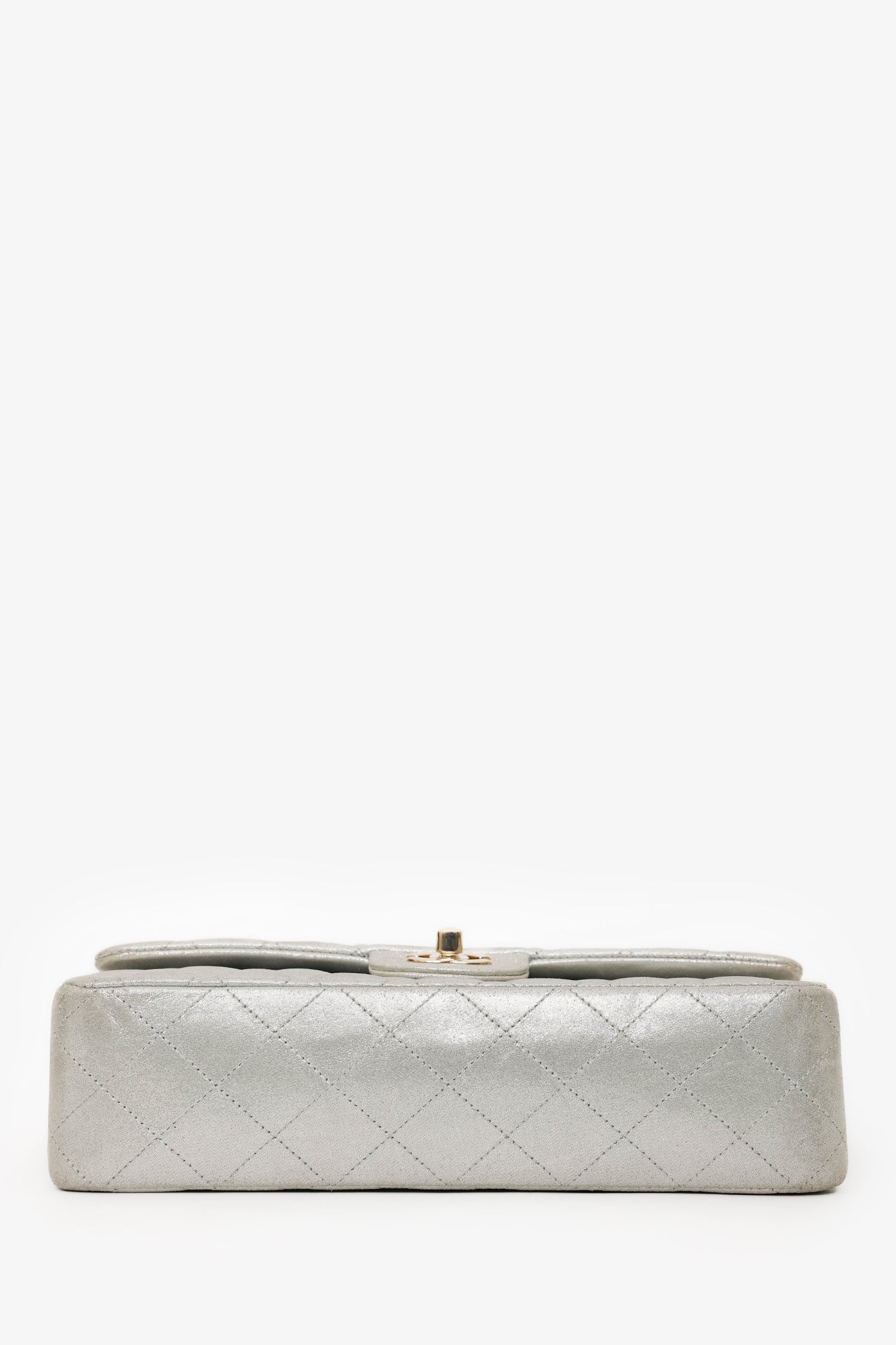 Pre-Loved Chanel™ 2011-12 Silver Metallic Fabric Small Classic Double Flap Bag - Image 5