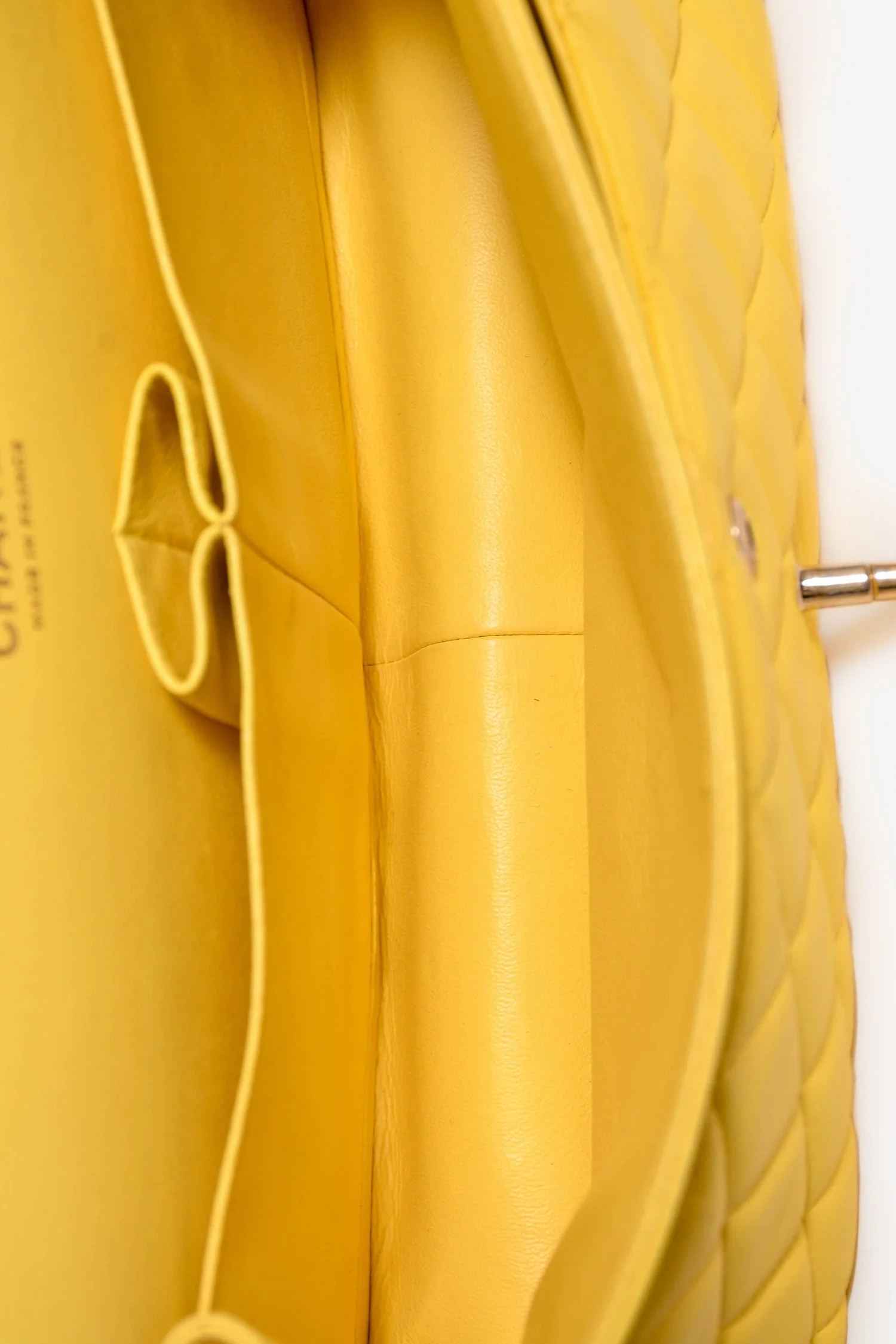 Pre-Loved Chanel™ 2011-12 Yellow Lambskin Yellow Jumbo Double Flap Shoulder Bag - Image 6