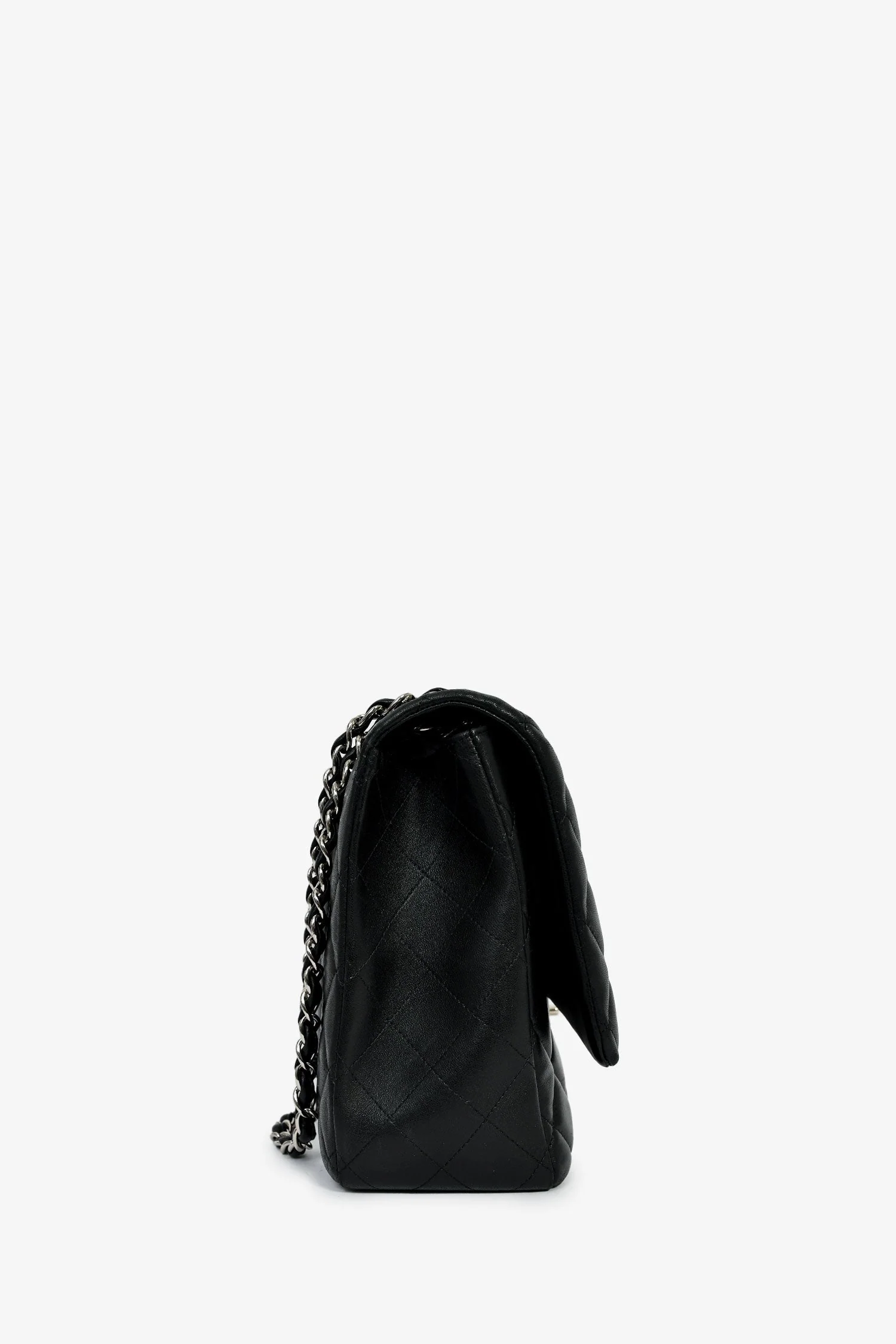 Pre-Loved Chanel™ 2011 Black Lambskin Maxi Single Flap Shoulder Bag - Image 3